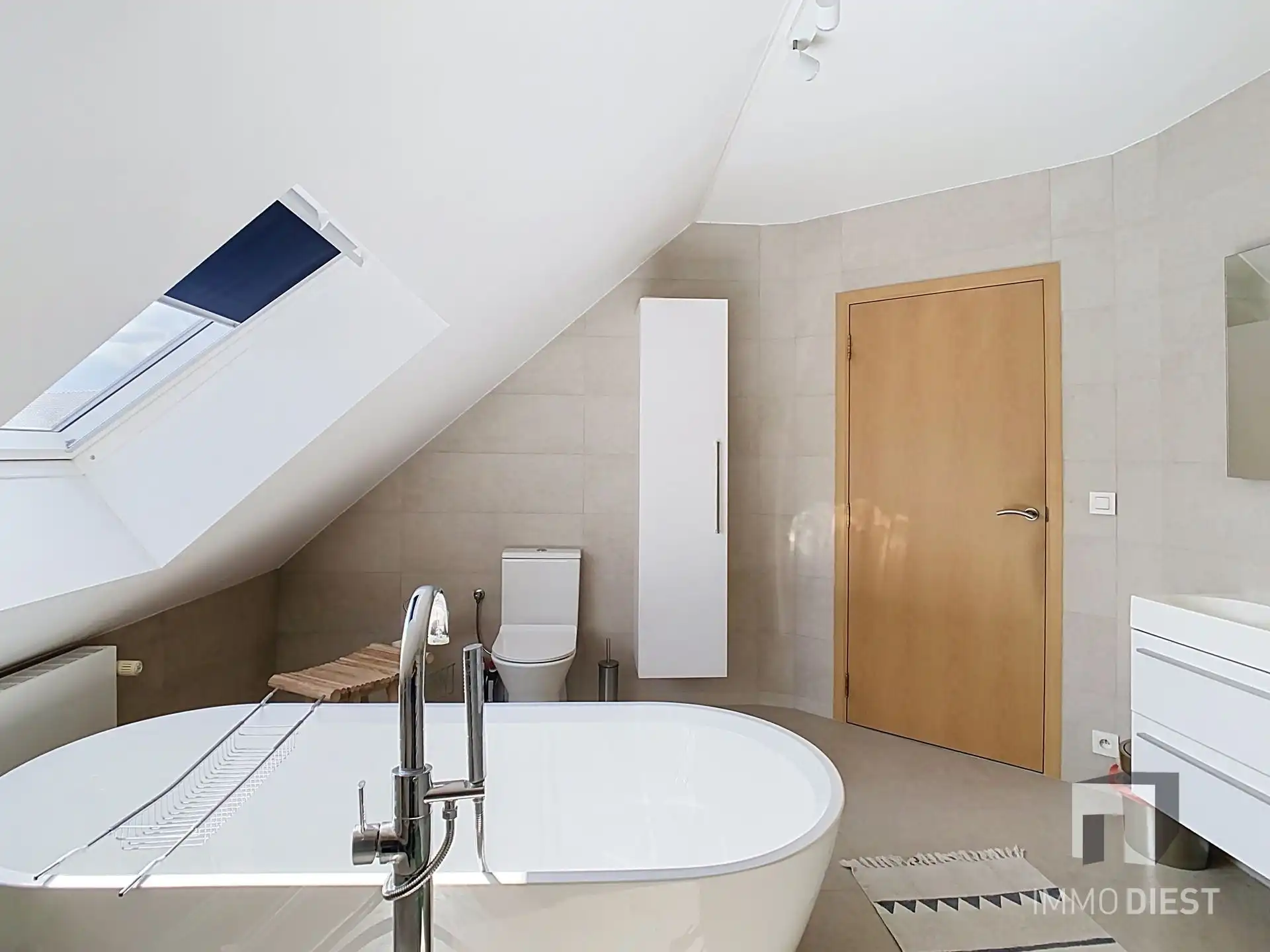 Unieke duurzame woning met 5 slaapkamers foto 28