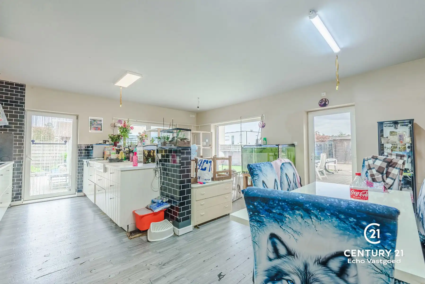 ruime woning met 4 slaapkamers op een fraai hoekperceel  foto 5