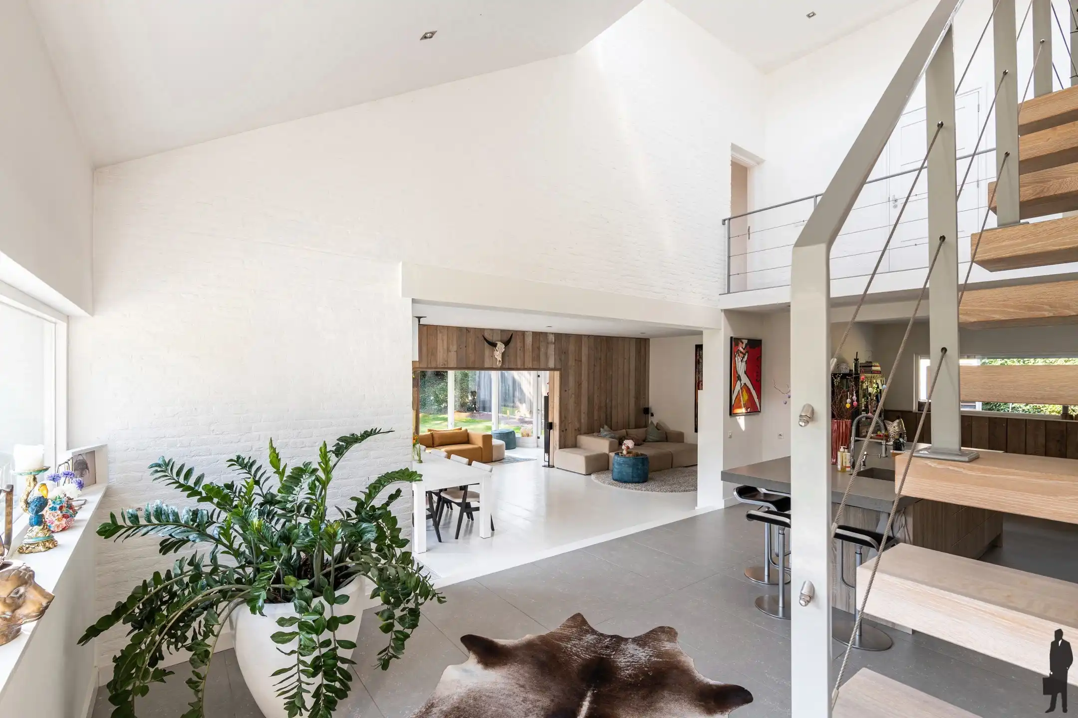 In de Meerse bergen treffen we op een ruim perceel van ca. 2.735m² deze knappe, lichtrijke villa foto 24