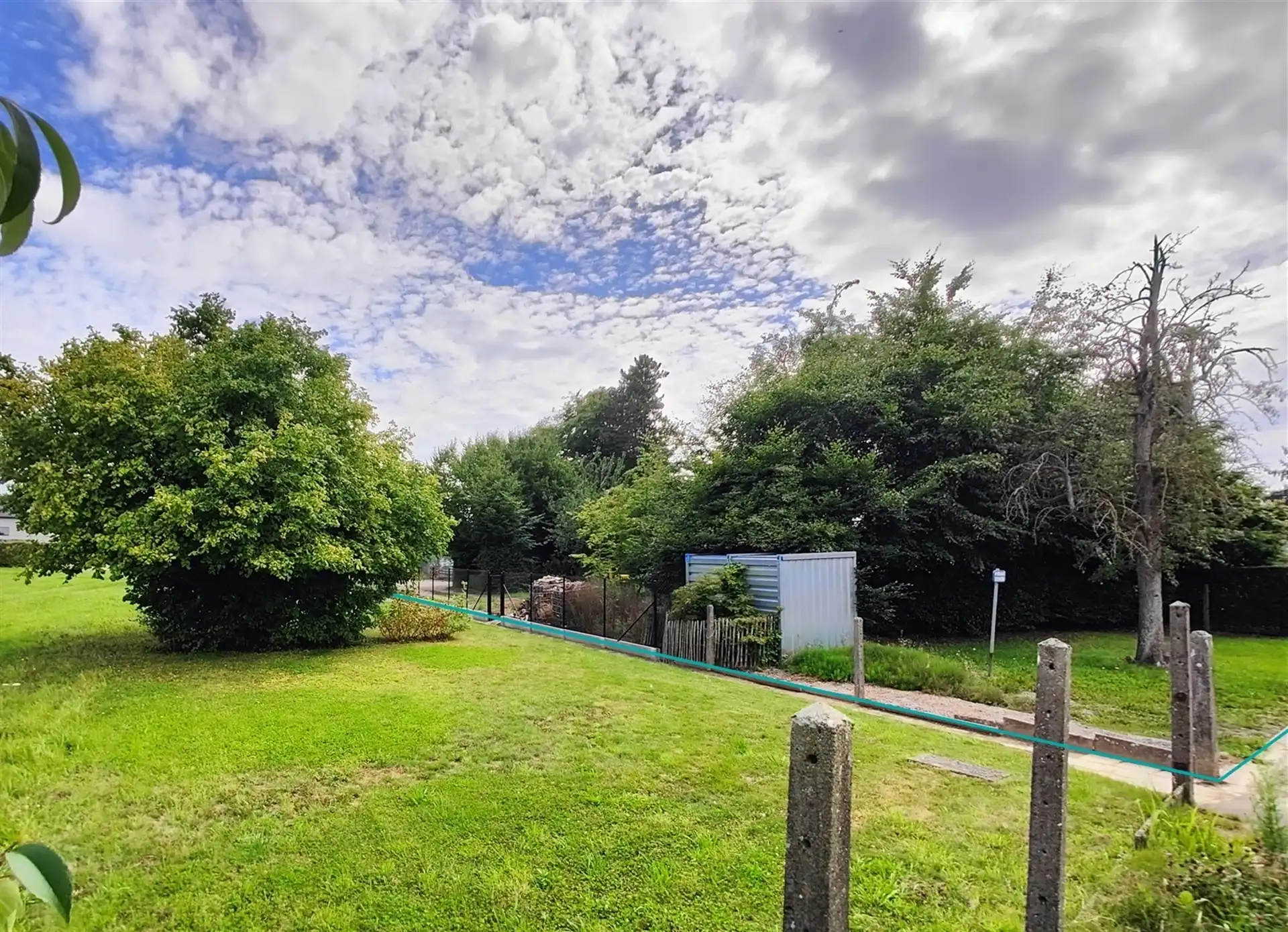 Goed gelegen bouwgrond voor open bebouwing in Mazenzele foto 9