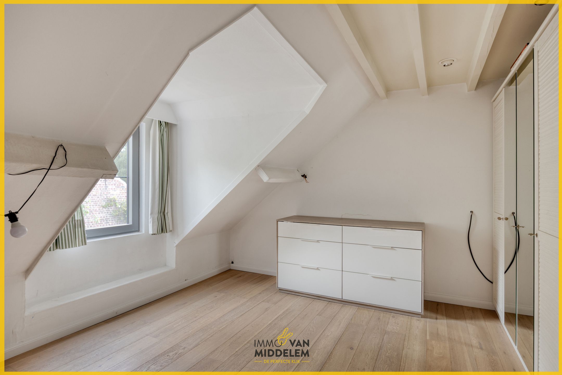 AUTHENTIEKE HOEVE, 5 KAMERS, ZWEMBAD EN BIJGEBOUWEN OP 90a82 foto 13