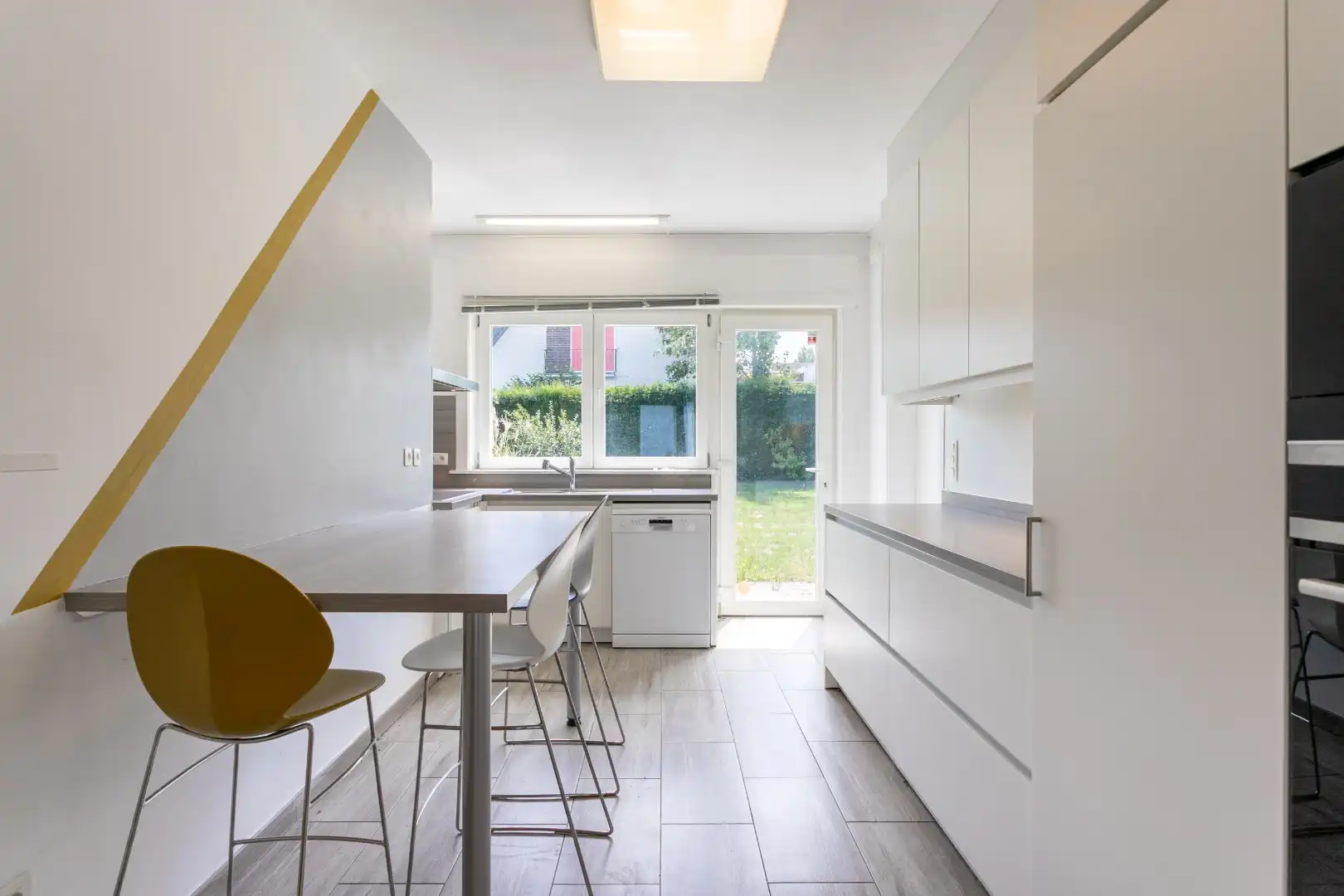 Ruime 4-gevelwoning met 4 slaapkamers, bureau, garage en tuin op 626 m² met bouwpotentieel in Halle foto 13