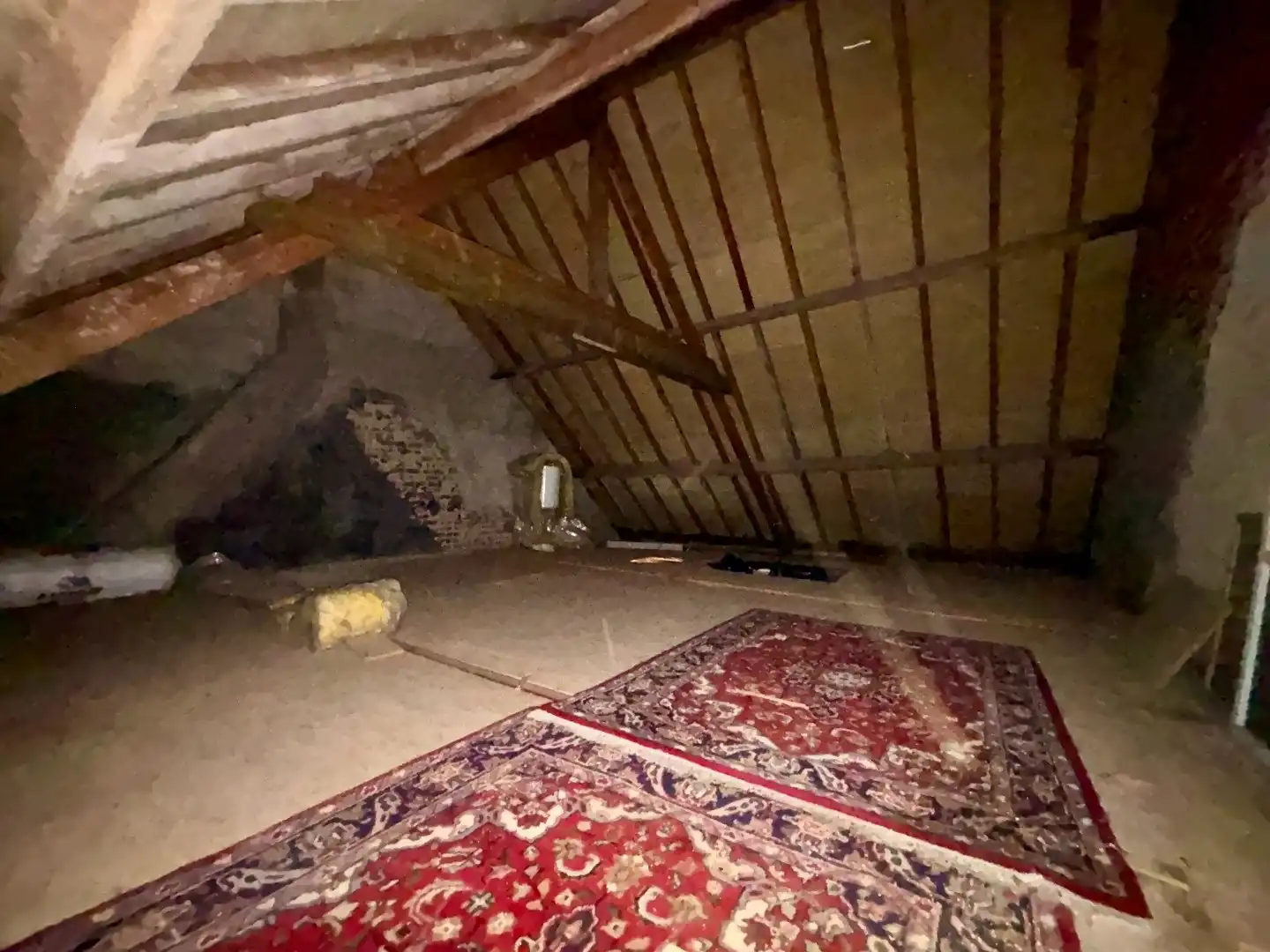 TE RENOVEREN WONING MET 3 SLPKS, GARAGE EN TERRAS foto 16