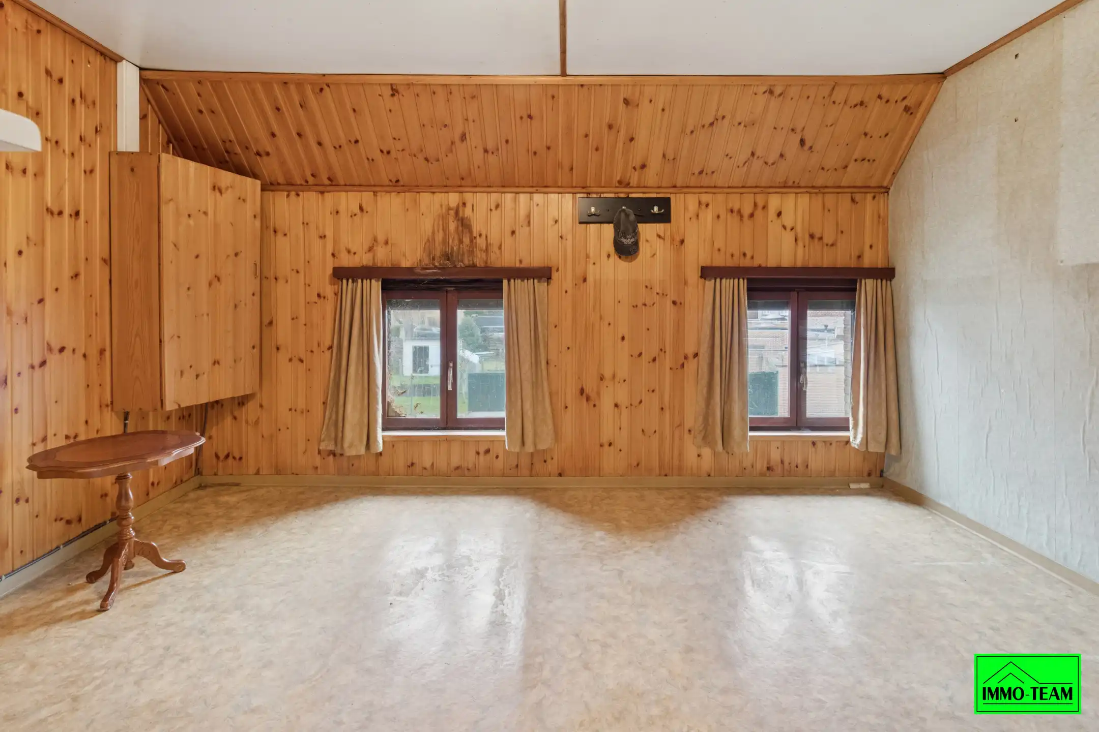 Charmante woning met renovatiepotentieel  foto 13