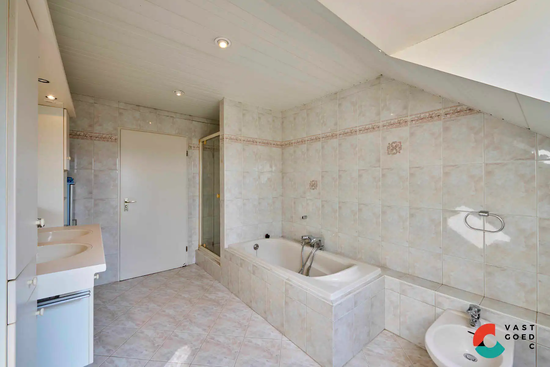 Huis te koop foto 12