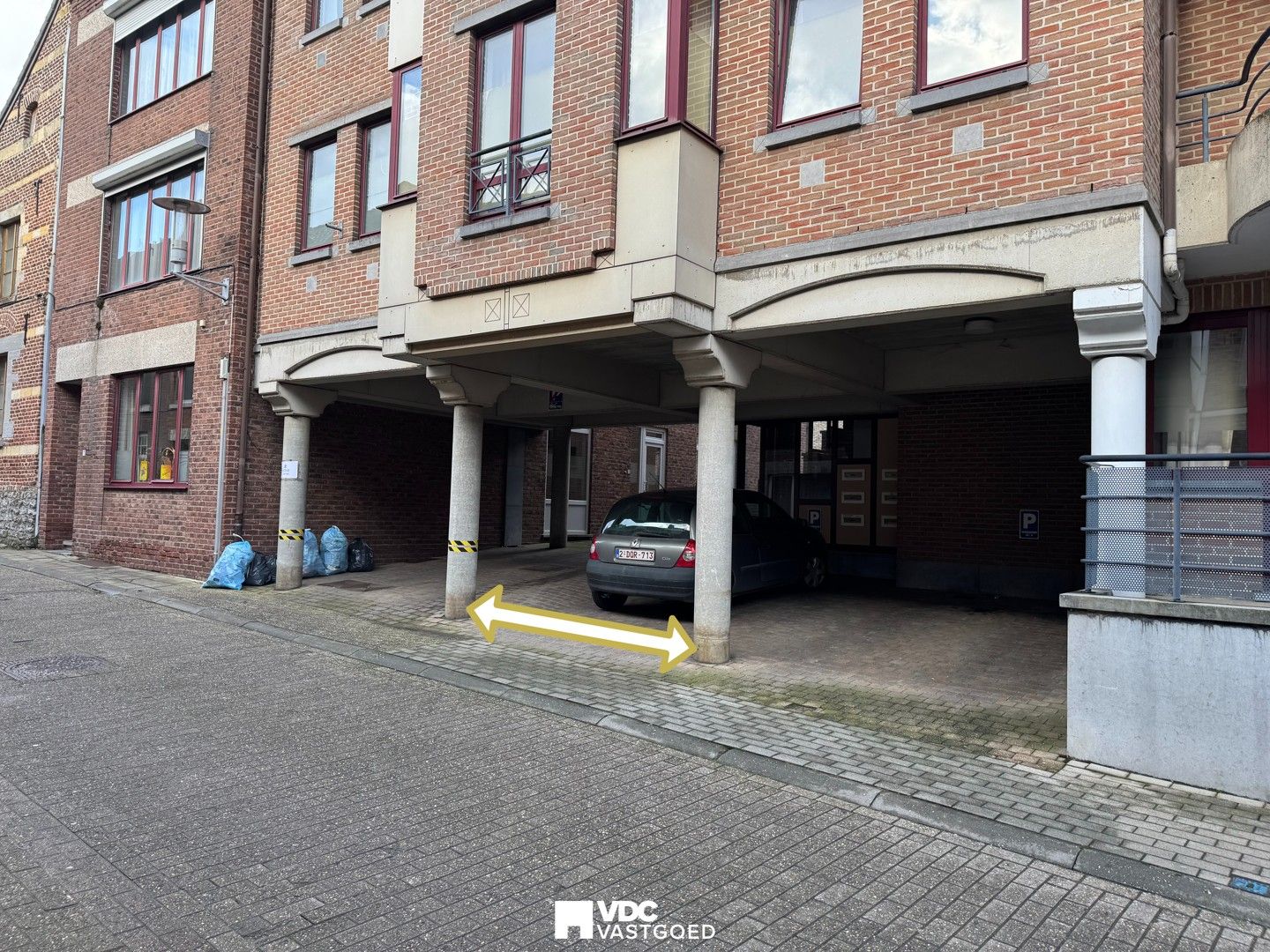 Mooi appartement met 2 slaapkamers in centrum Borgloon foto 12