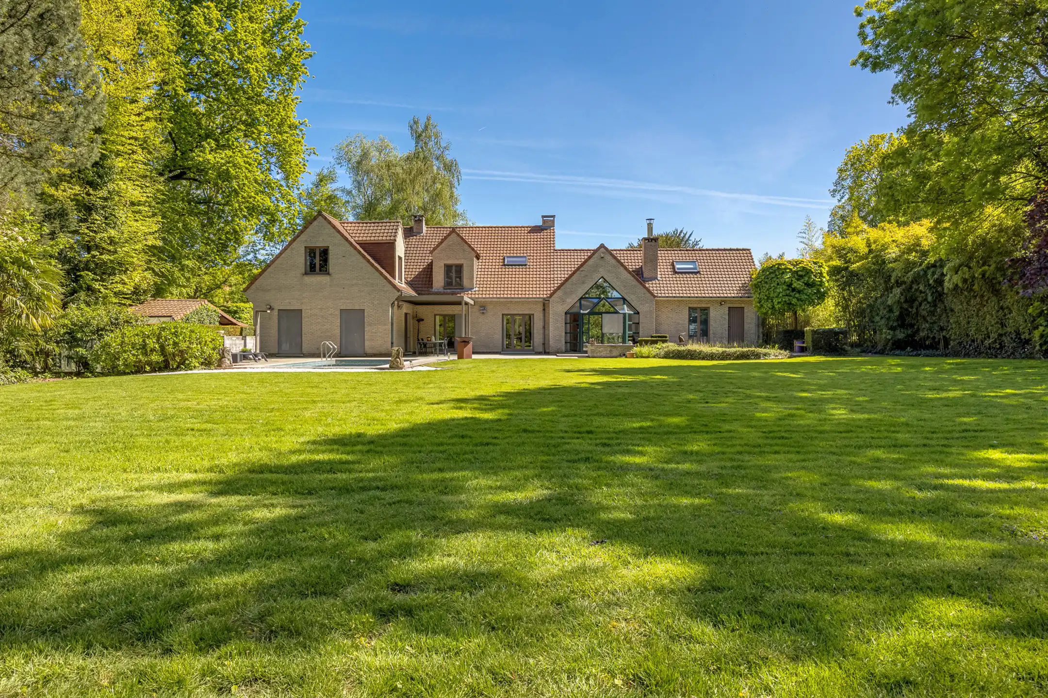 Villa in het groen met zwembad, 5 slaapkamers en EPC B foto 22