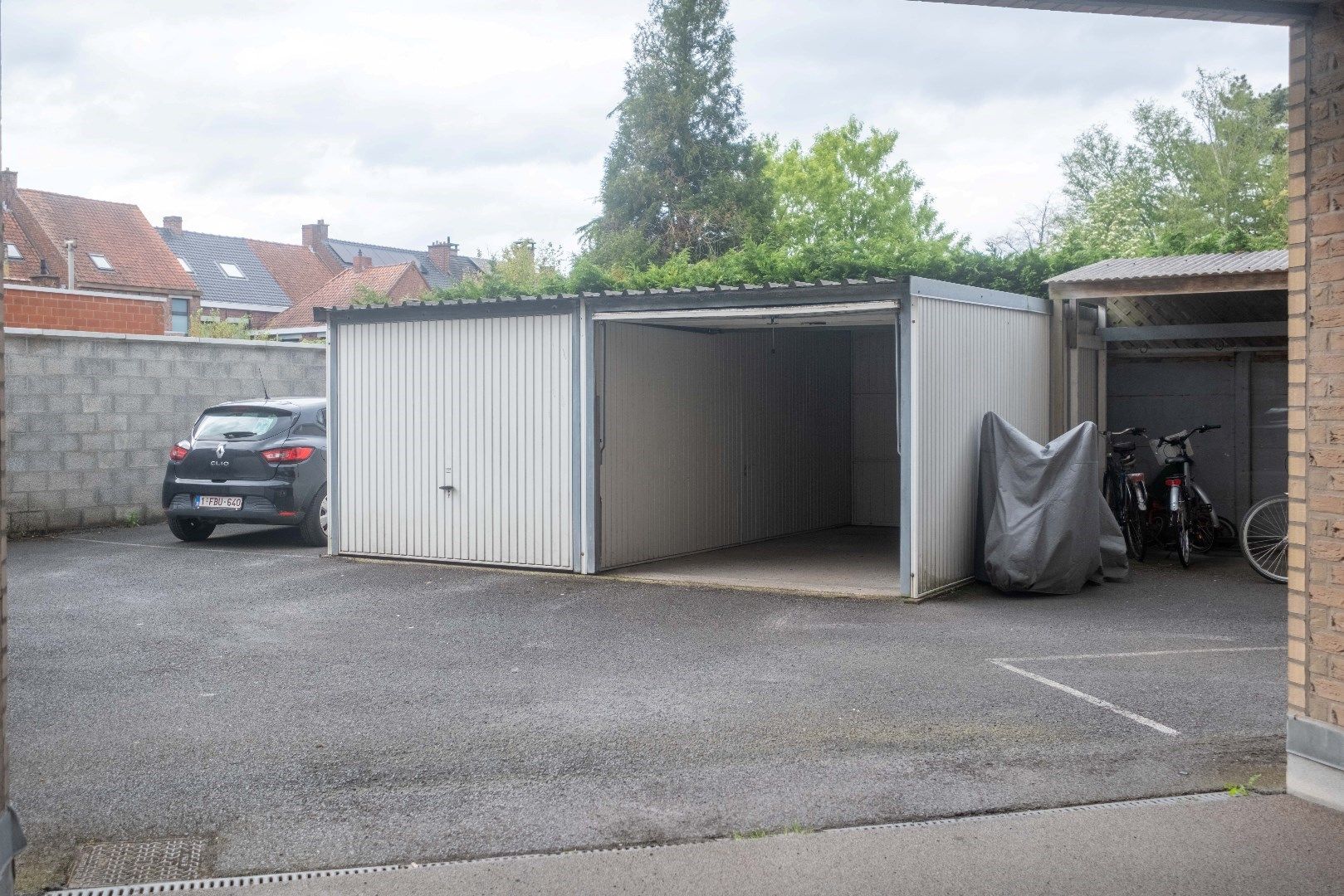 Instapklaar appartement met 3 slaapkamers, berging en optie tot garage in Roeselare-centrum foto 23