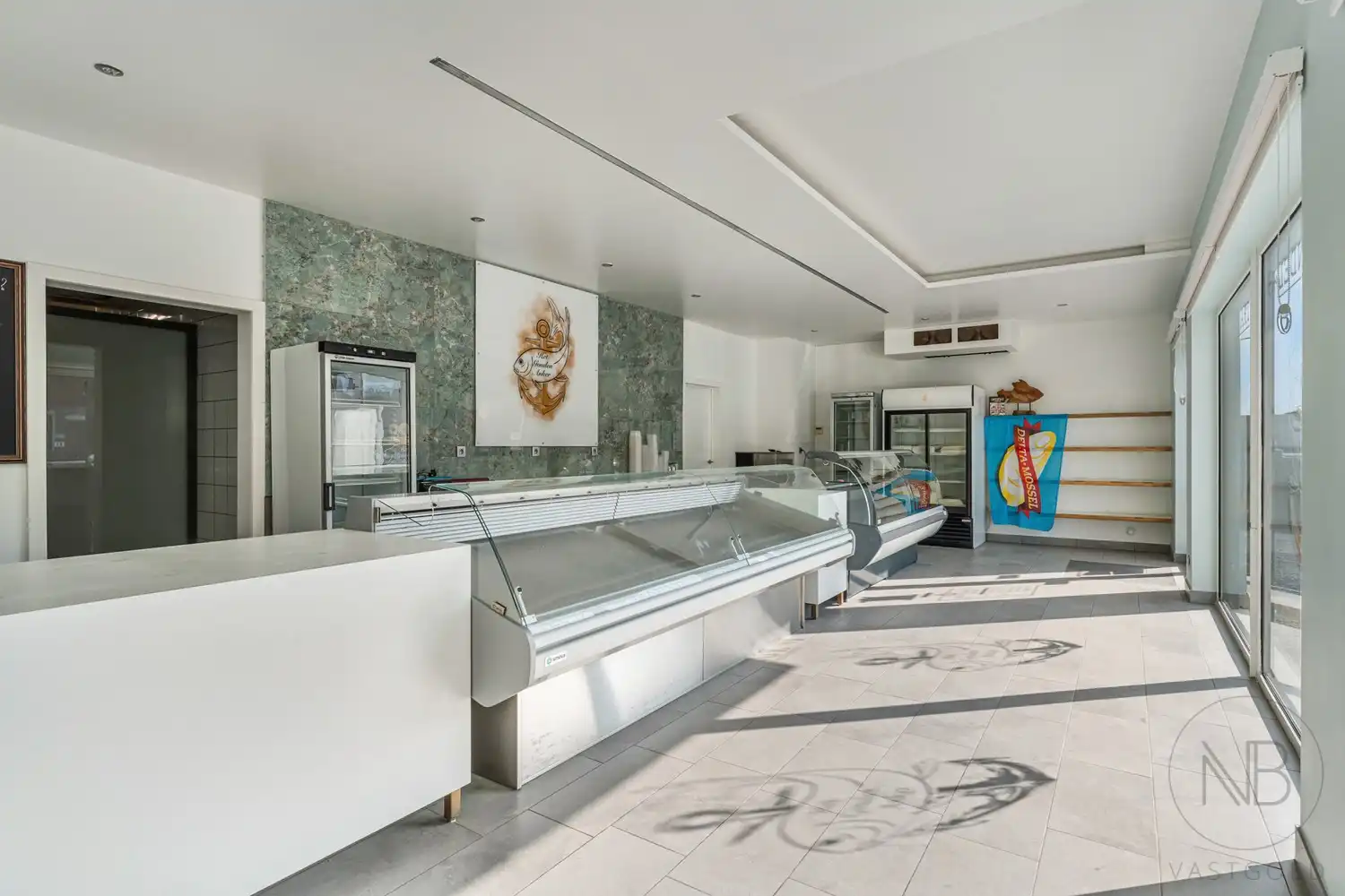 Goed gelegen handelspand foto 5