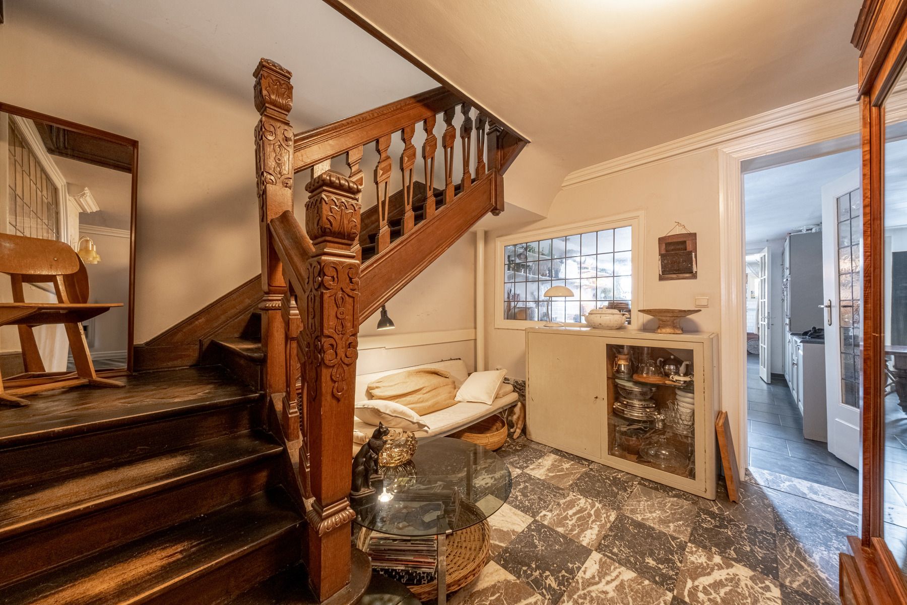 Wonen in een stuk geschiedenis met prachtige stadsoase foto 7