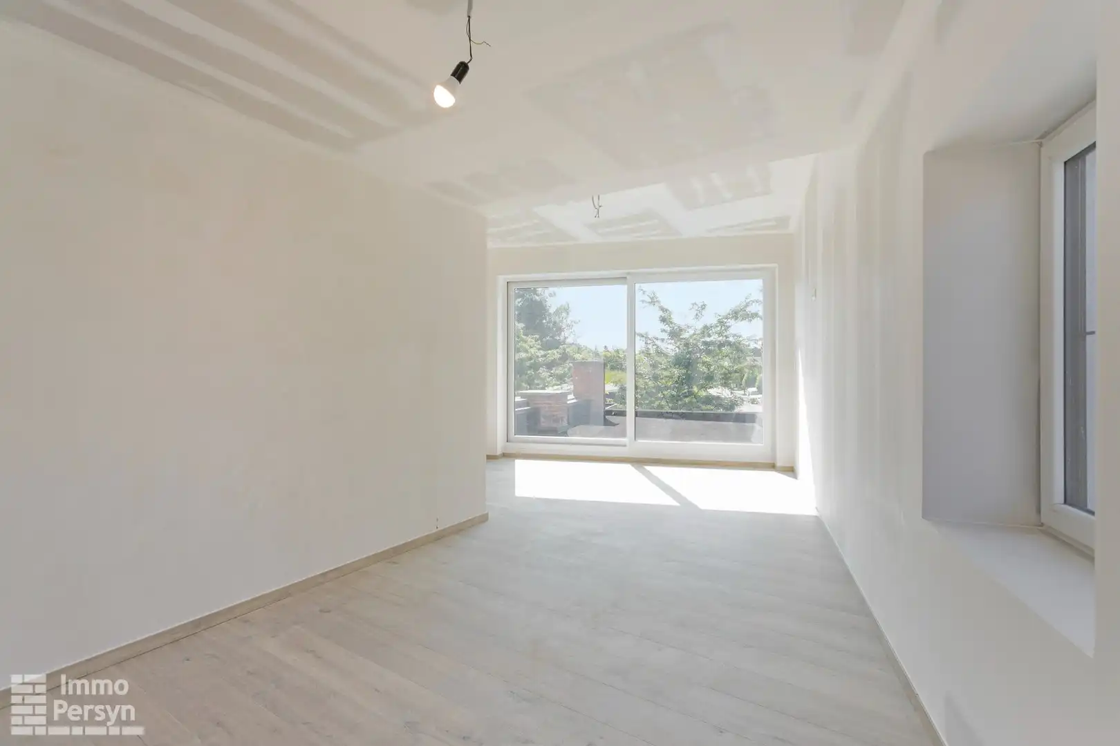 Instapklare halfopen bebouwing met 3 slaapkamers foto 19