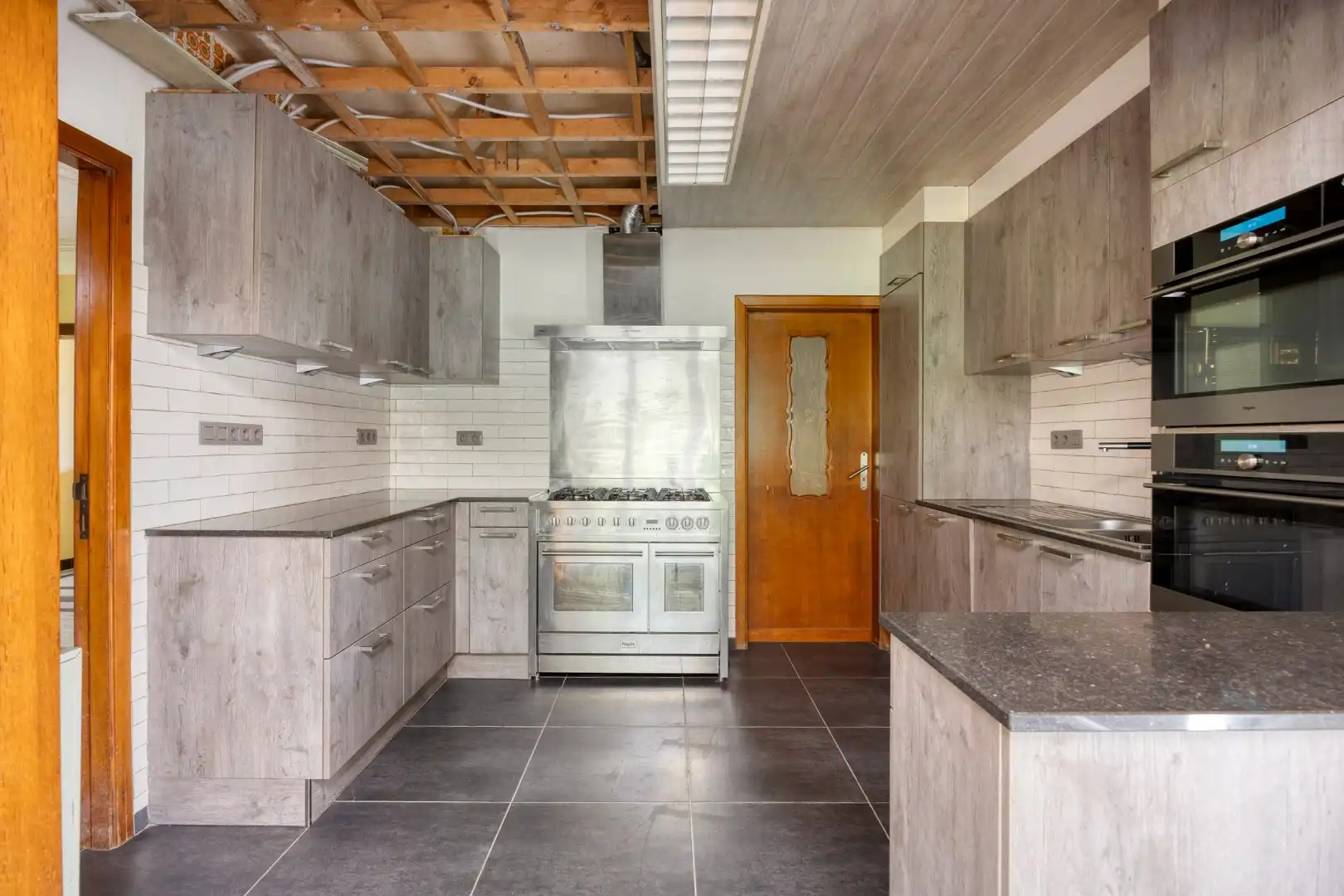 Ruime woning met 5/6 slaapkamers op perceel van 6a80ca ! foto 10