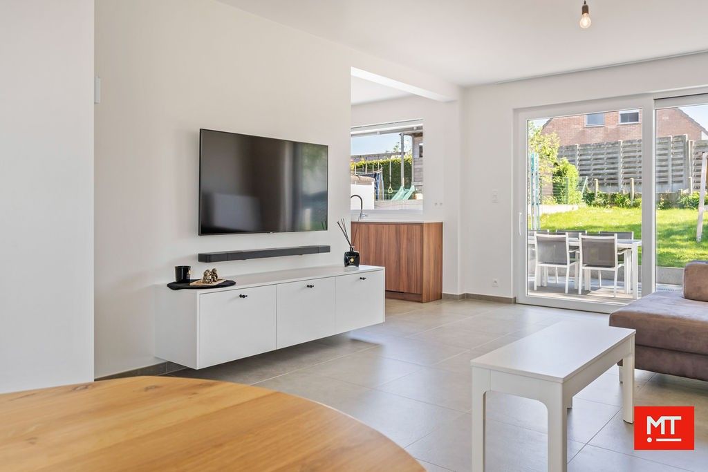 Gerenoveerde halfopen woning op het einde van een doodlopende straat te Zonnebeke foto 11