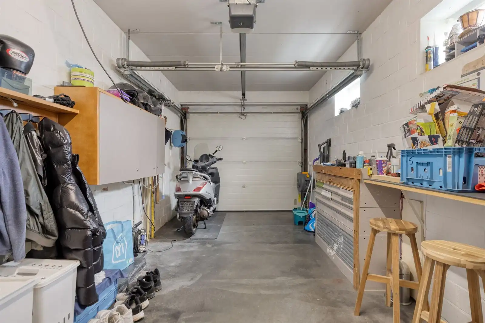 Wonen aan het water, woning met potentieel foto 17