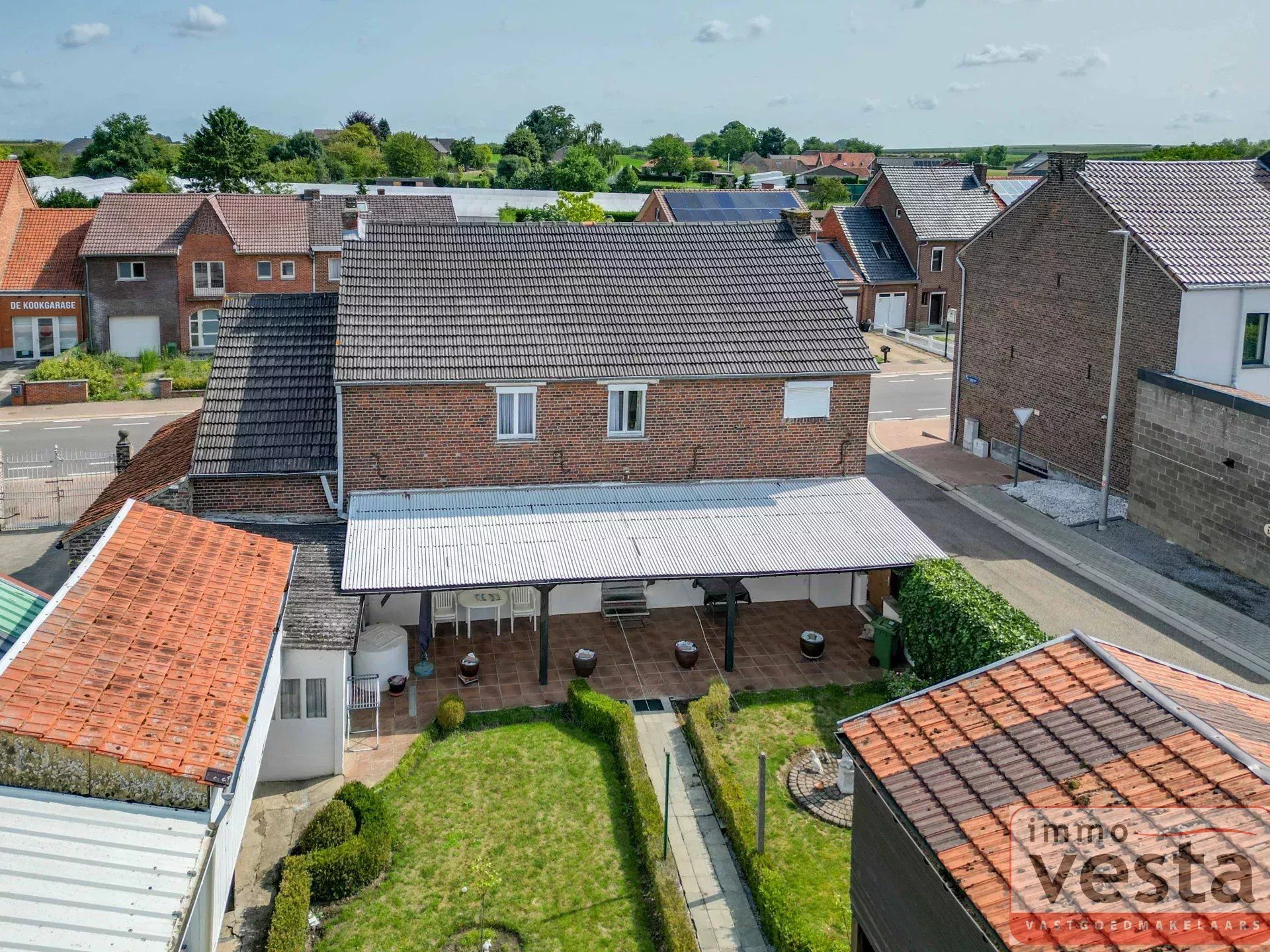 Te renoveren woning met landelijke ligging foto 5