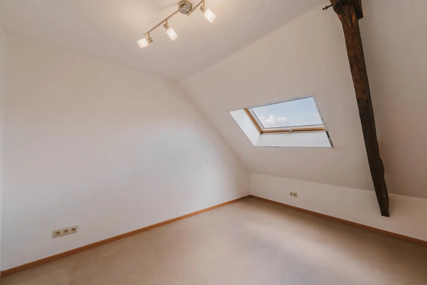 Karaktervolle woning met onderhoudsvriendelijke tuin foto 24