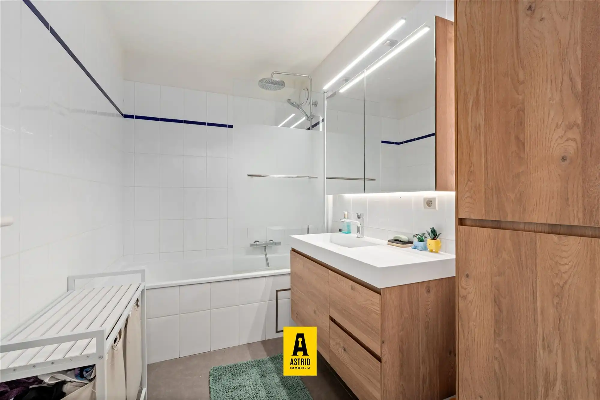 Leuk appartement met ruim terras! foto 10