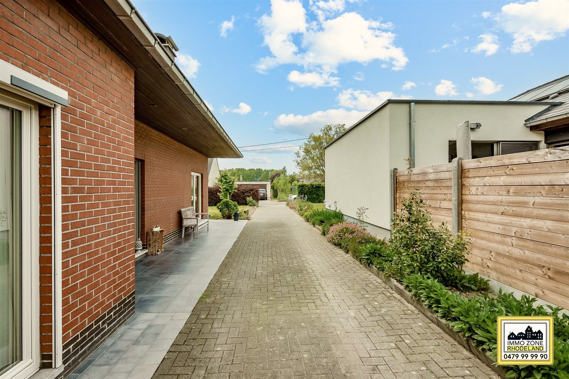 Prachtige instapklare bungalow met 3 slpks op ruim perceel foto 4
