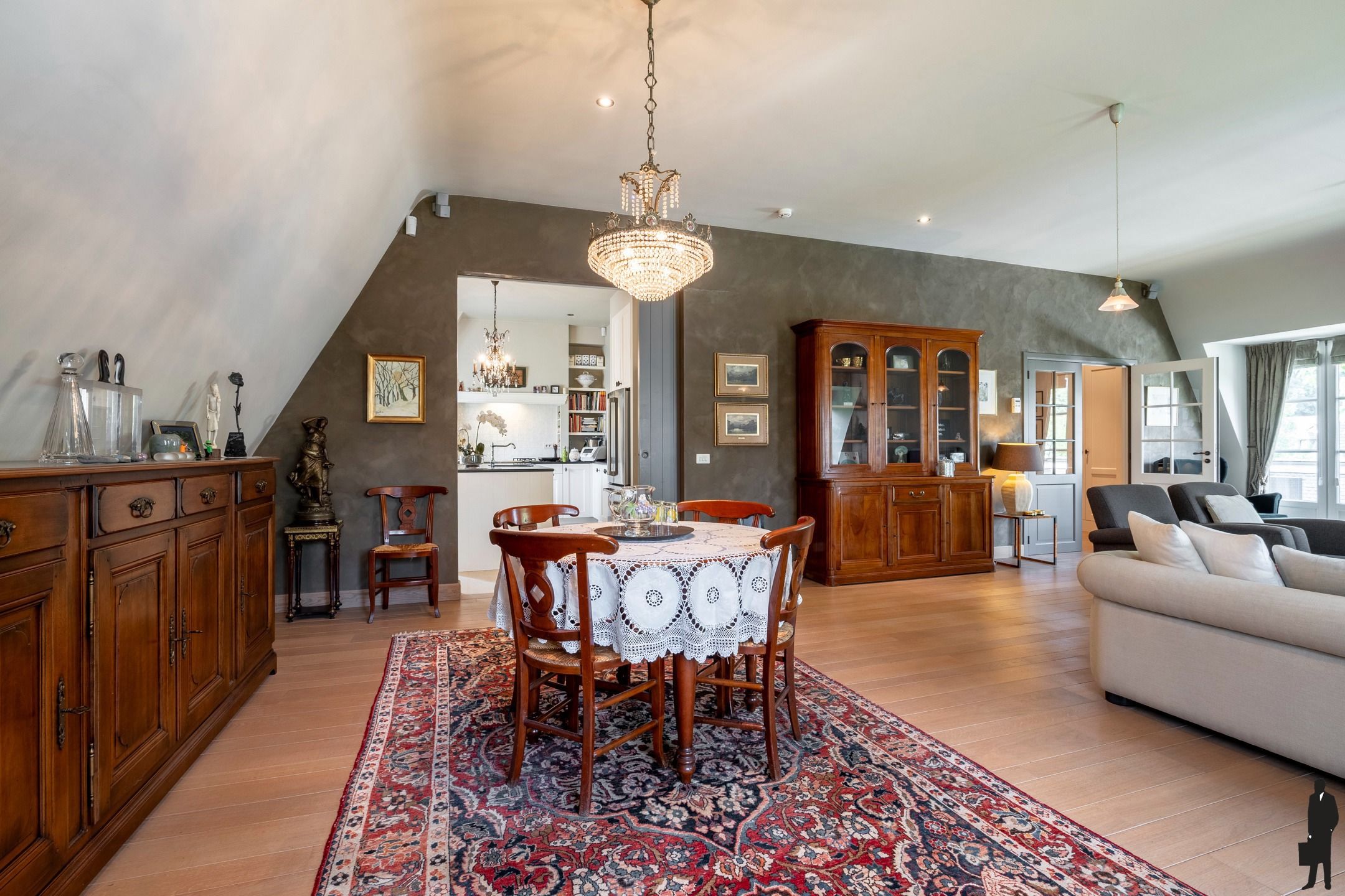 Penthouse op centrale locatie en terras met veel privacy foto 9