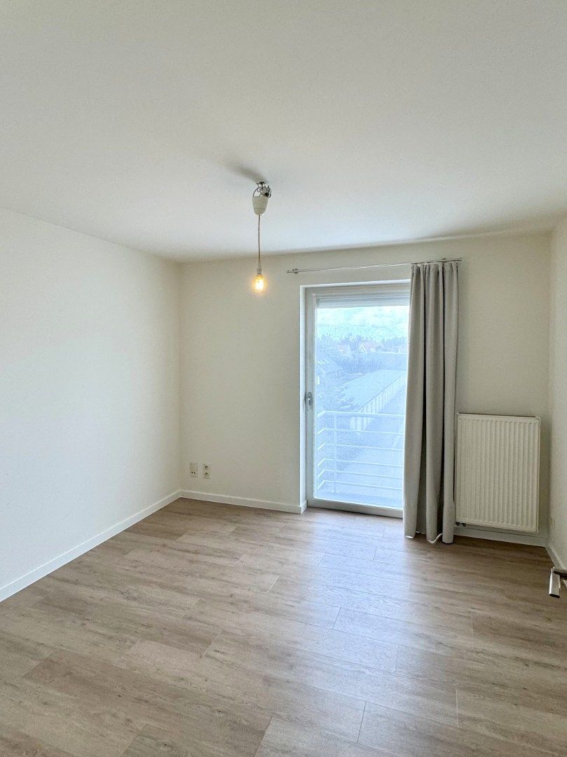 Appartement op centrale ligging te Sint-Andries foto 8