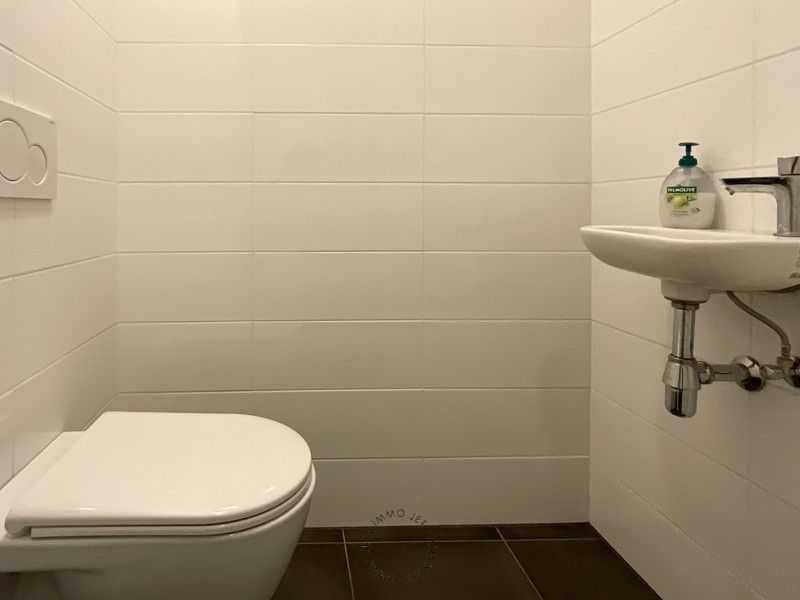 Recent appartement in centrum Beveren met 1 slaapkamer en terras foto 8