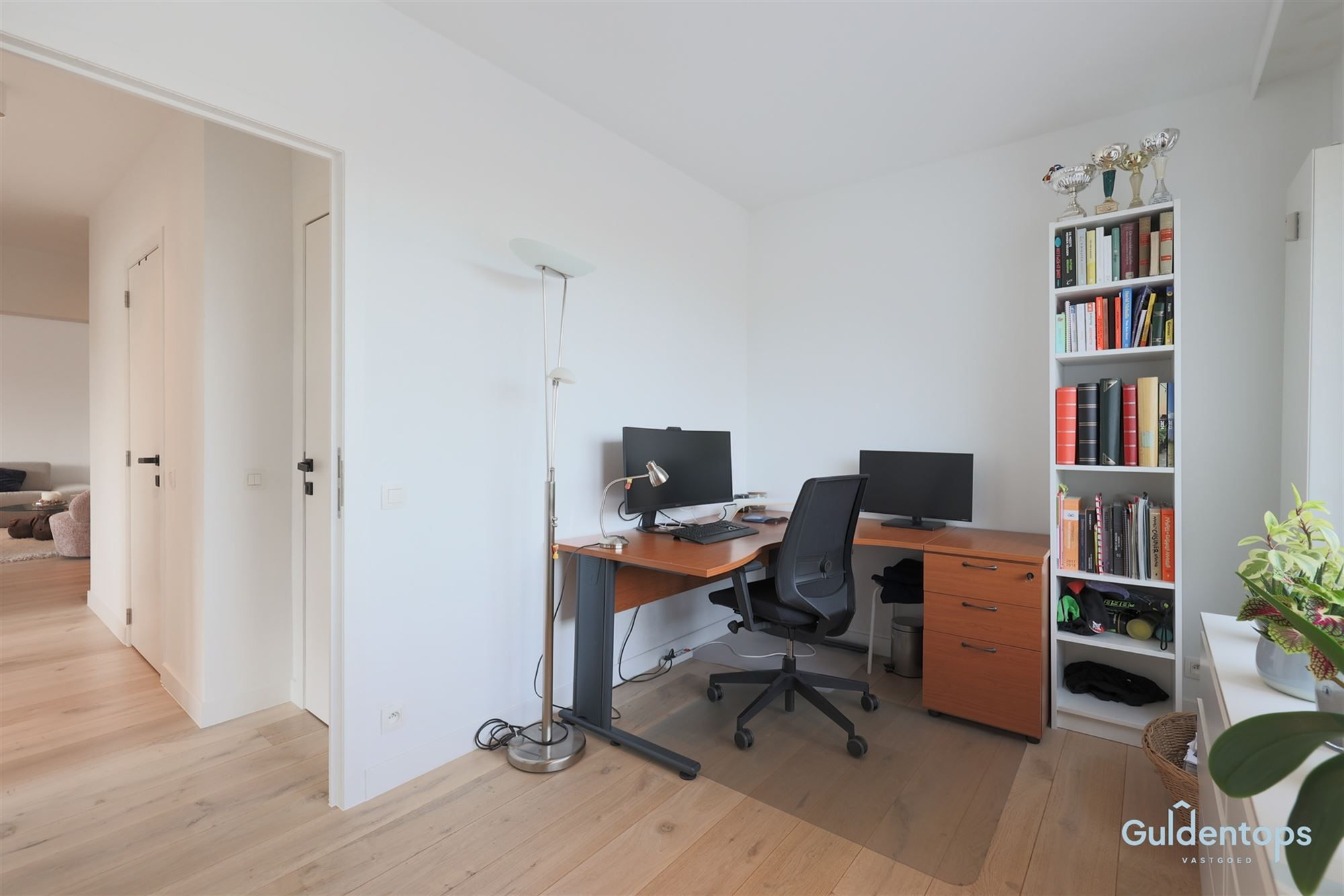 mooi 2 slkpkamerappt op topligging met fantastisch uitzicht foto 22