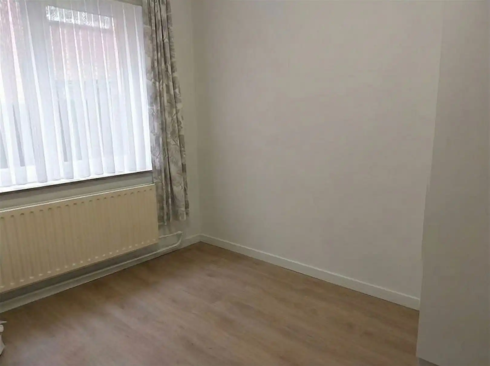 TE HUUR: Gelijkvloers appartement met 2 slaapkamers en autostaanplaats te Hasselt! foto 13