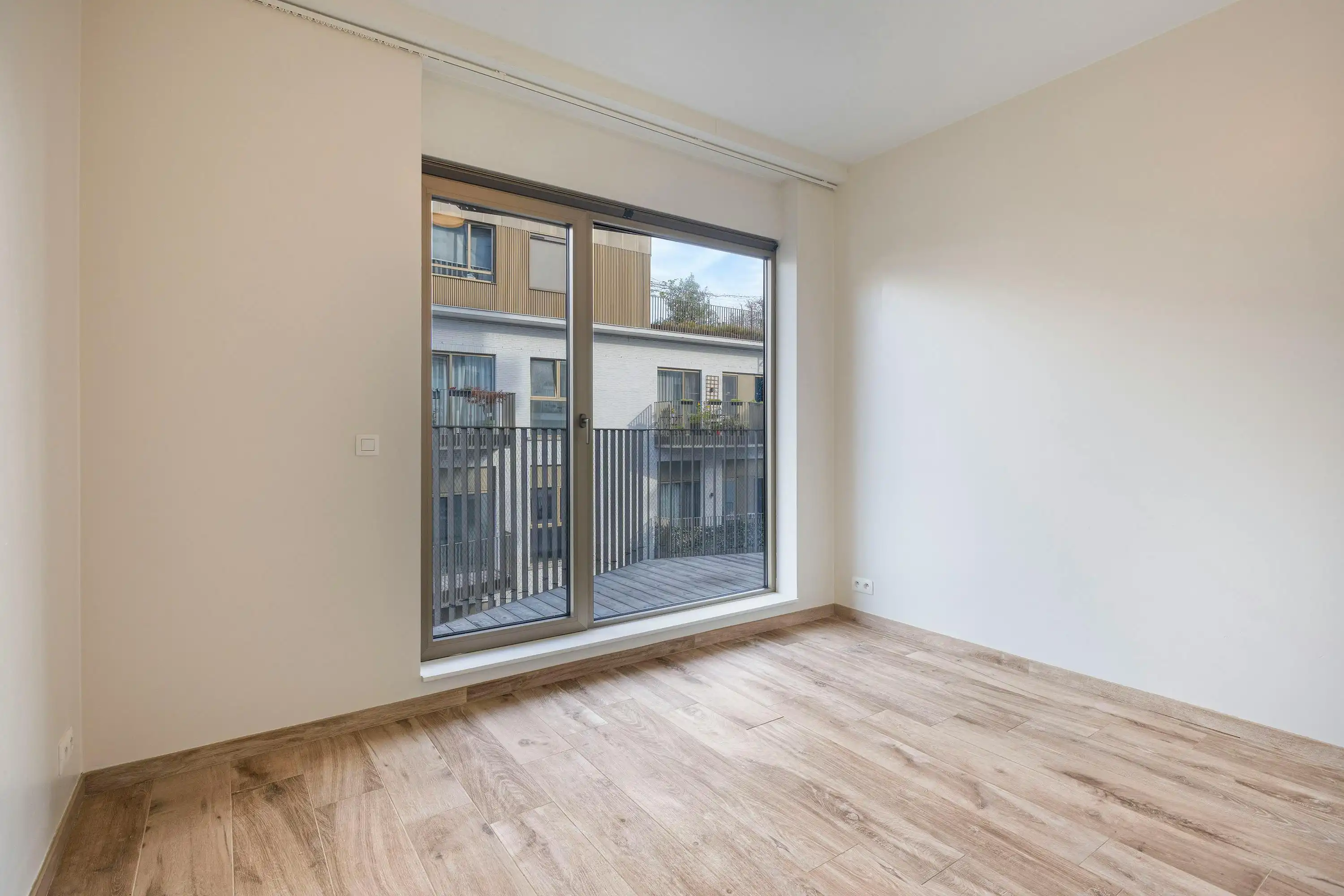 Appartement met twee slaapkamers en terras in Antwerpen te koop  foto 12