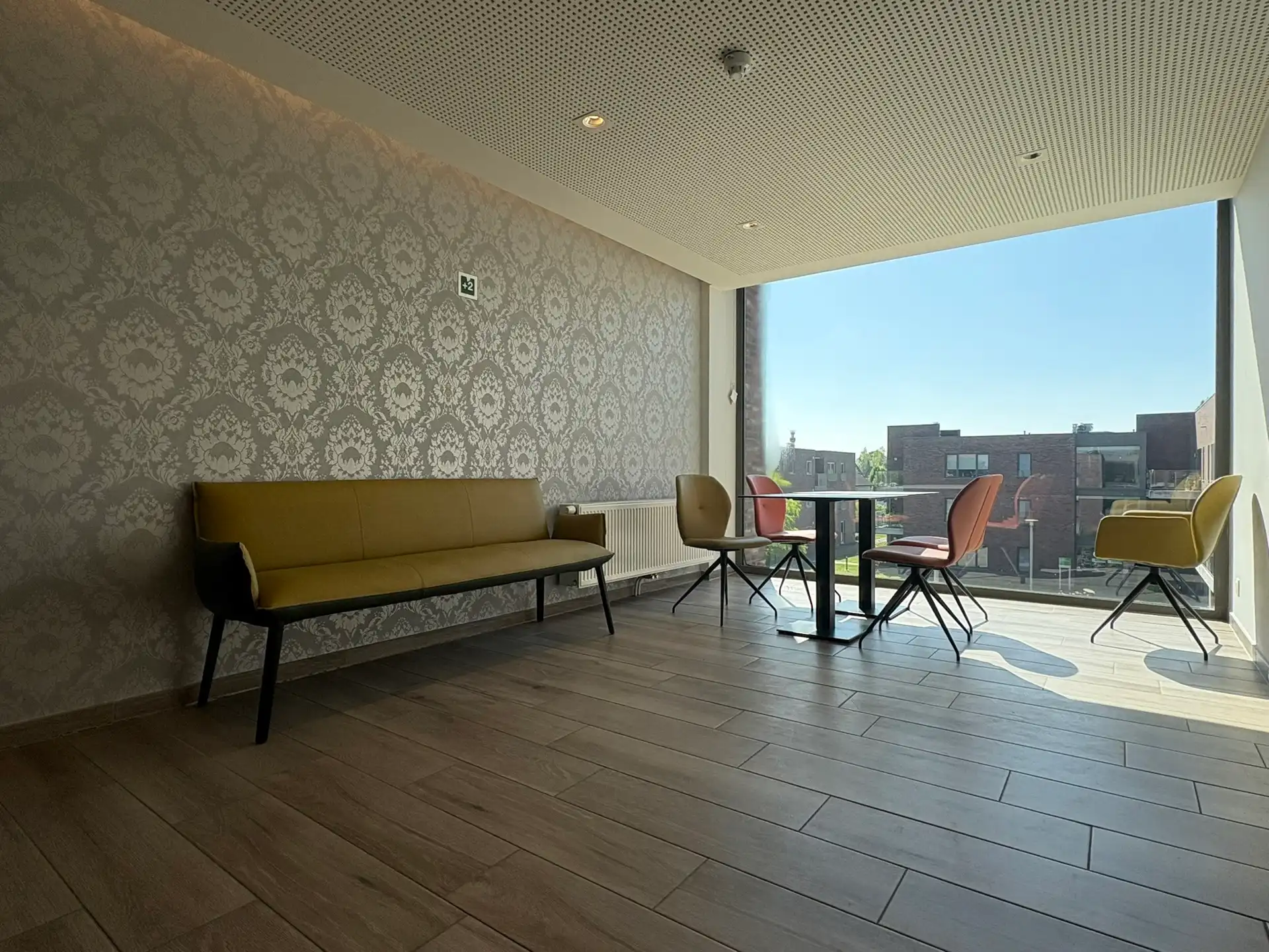 Volledig uitgeruste assistentieflat foto 8