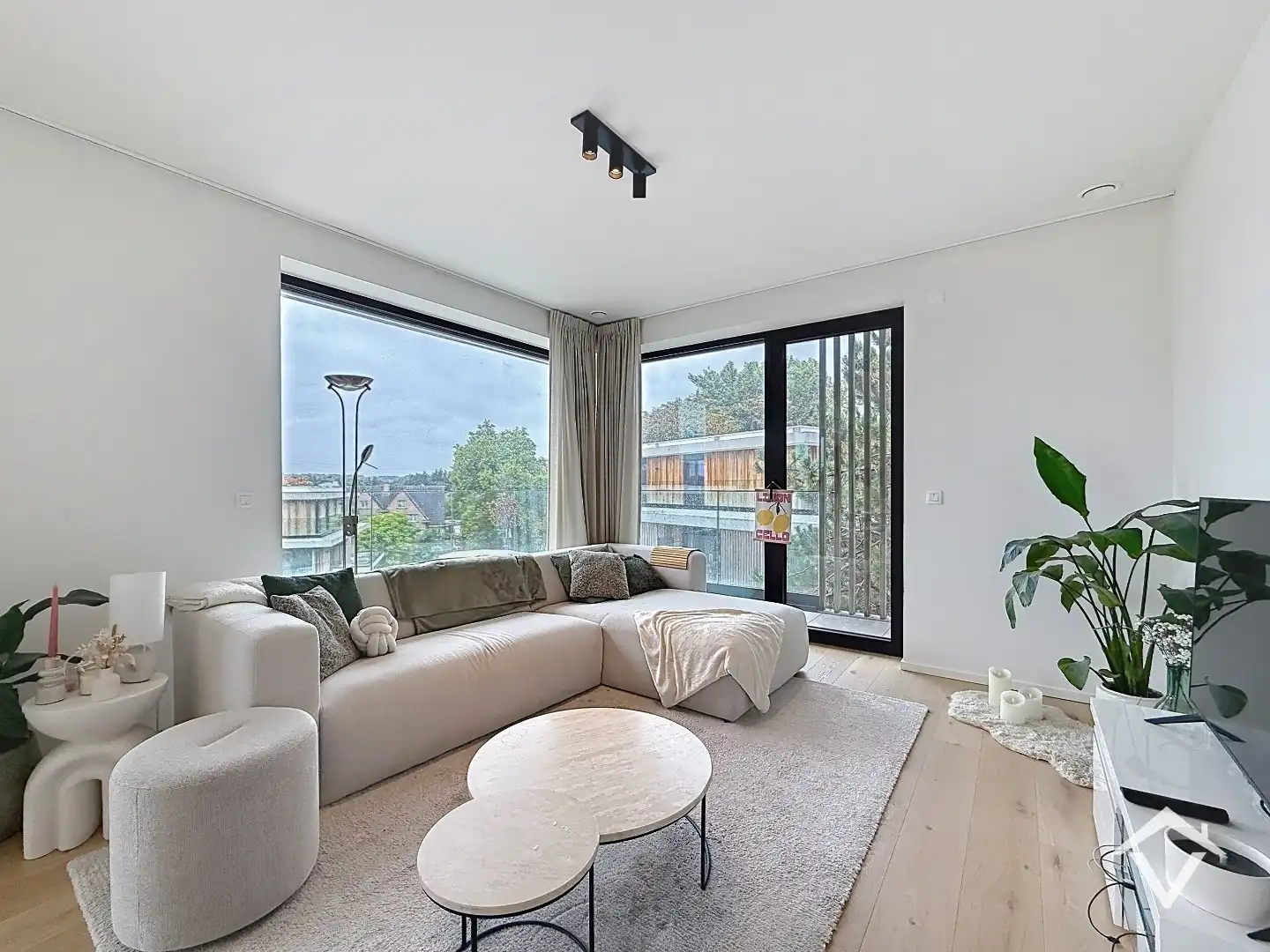Prachtige penthouse met twee slaapkamers, autostaanplaats en zonnig terras te Rumbeke foto 6