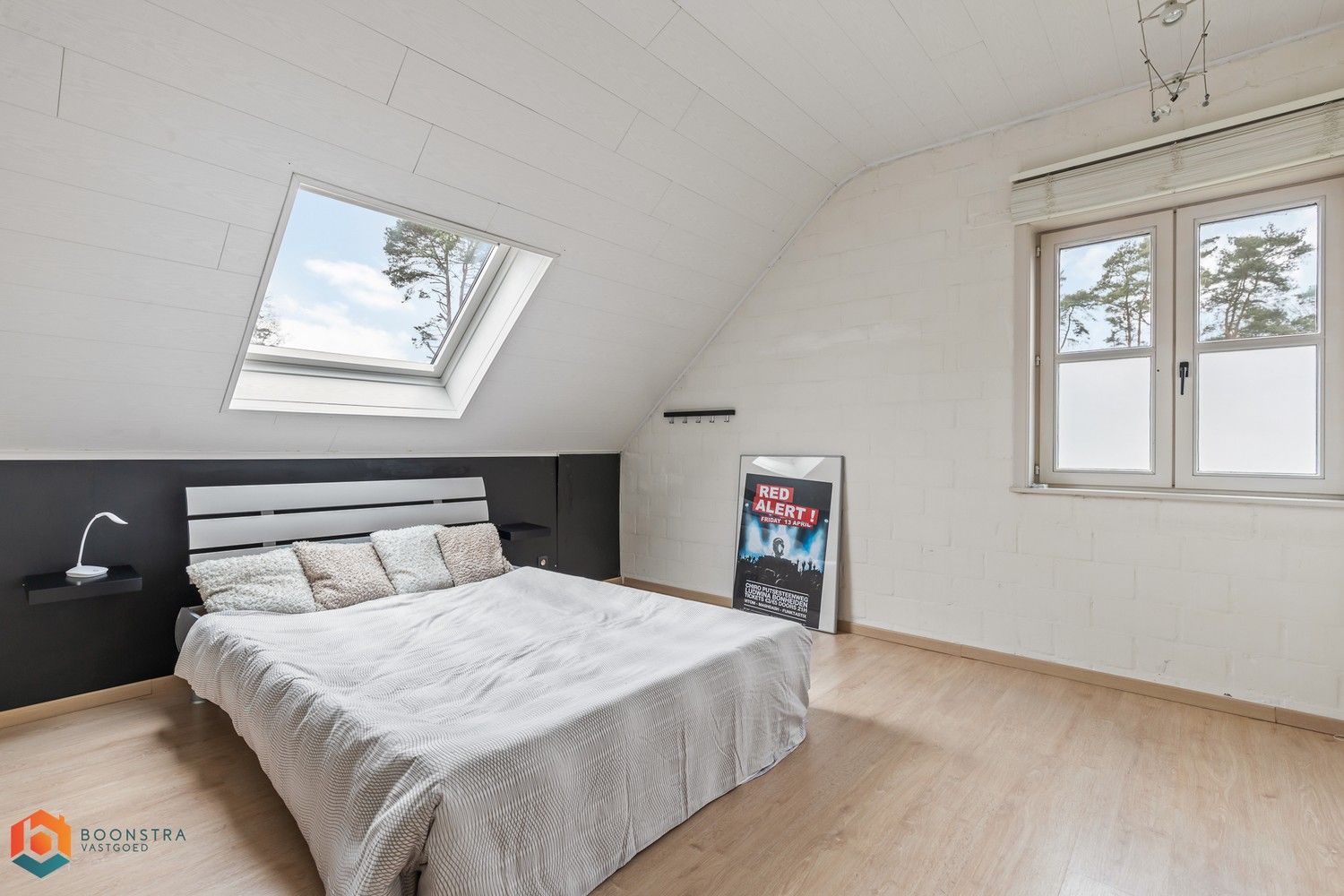 Ruime woning met 6 slpkrs en sfeervolle tuin met zwembad te Putte foto 19