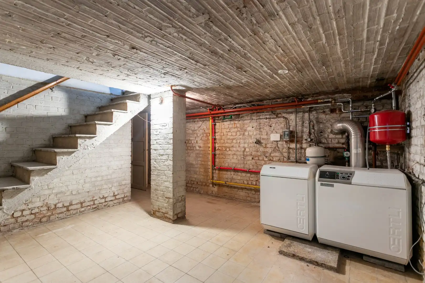 Ruime 4-gevelwoning met 4 slaapkamers, bureau, garage en tuin op 626 m² met bouwpotentieel in Halle foto 28