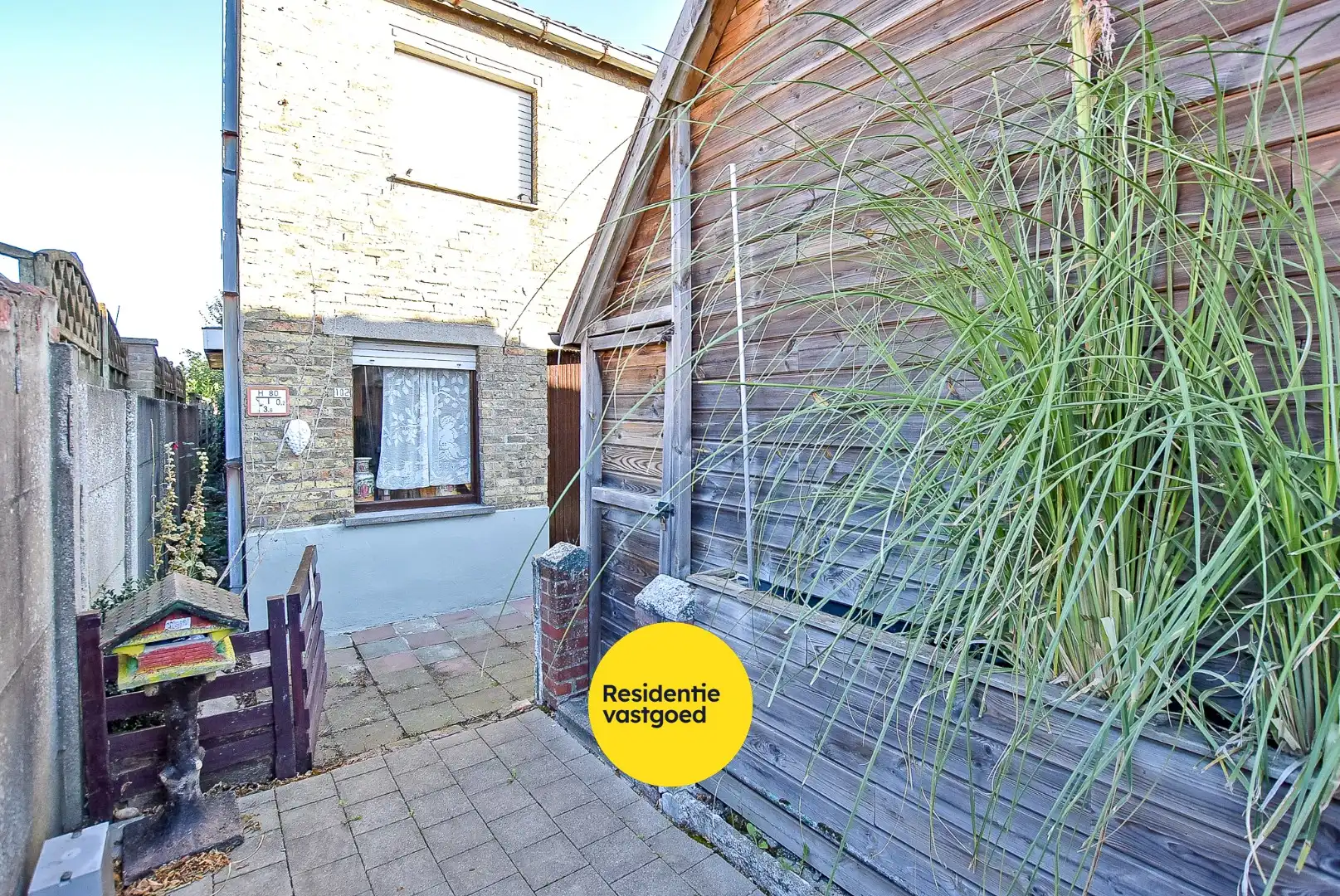 Te renoveren woning op een perceel van 392m² te Houthulst! foto 5