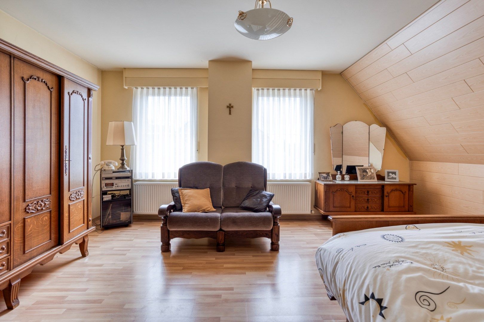 Ruime woning met 3 slaapkamers op een perceel van 1.880 m² te Olen-Centrum ! foto 20