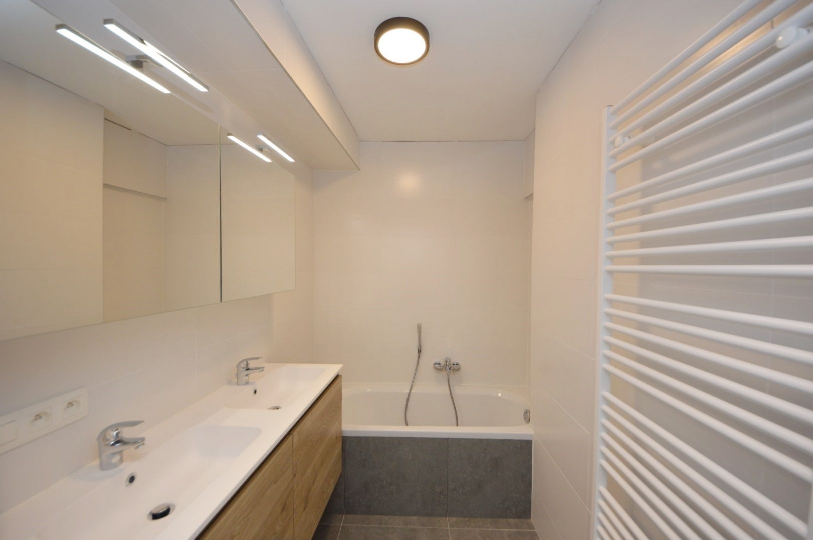 GERENOVEERD APP.CENTRUMLAAN NINOVE  foto 17