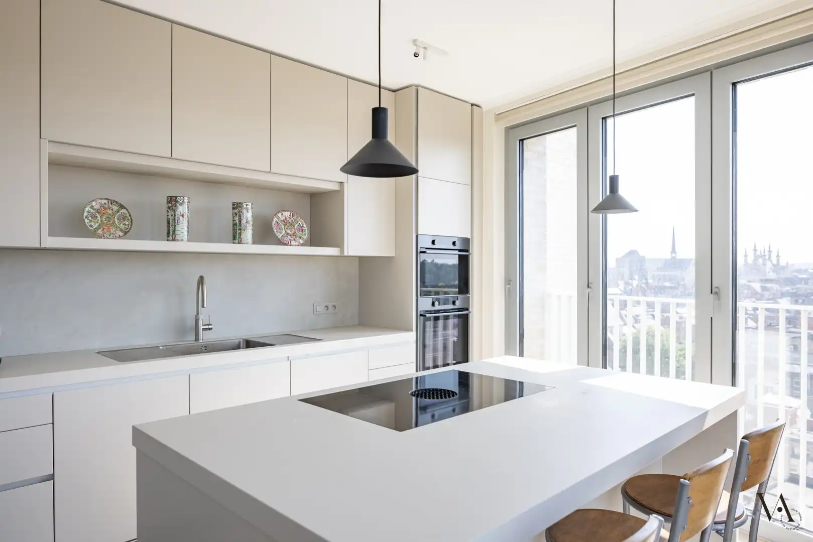 Bemeubeld nieuwbouwappartement op de negende verdieping met ruim terras en prachtig uitzicht – korte termijn verhuur foto 3