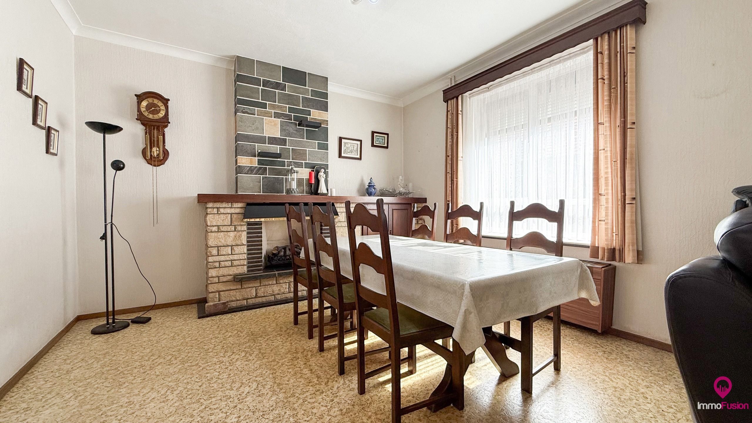 Ruime boerderij op ±33a met stallen en renovatiepotentieel! foto 5