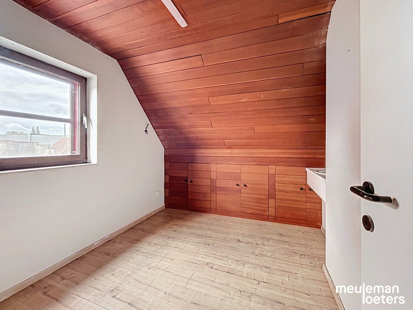 Instapklare woning met ruime opslagruimte  foto 8