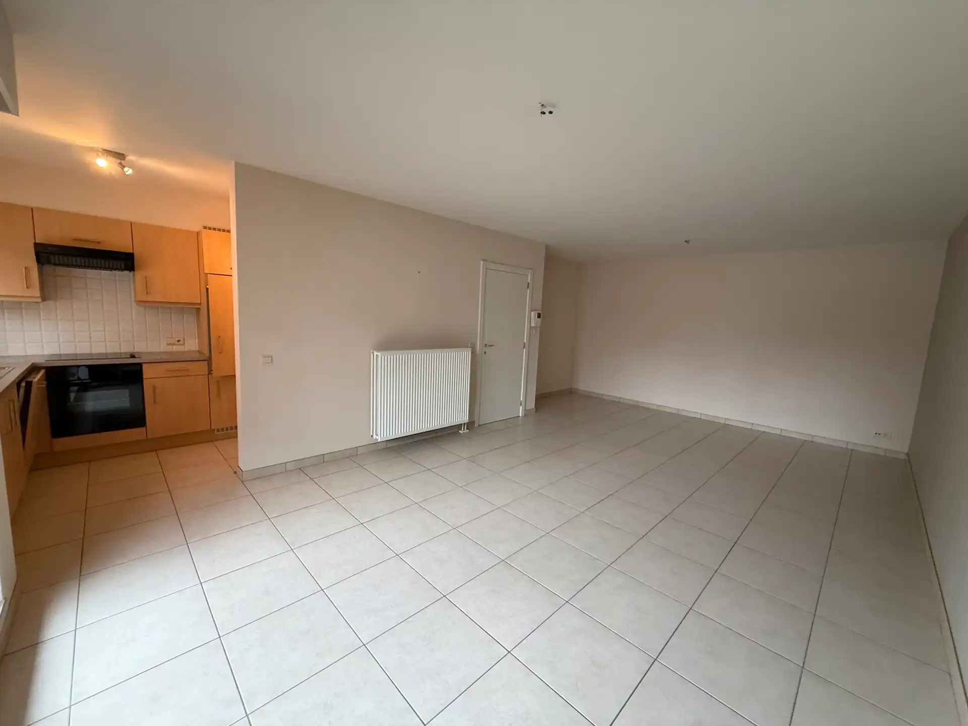 ERONDEGEM - Gelijkvloers appartement met ruim terras én garage. foto 5
