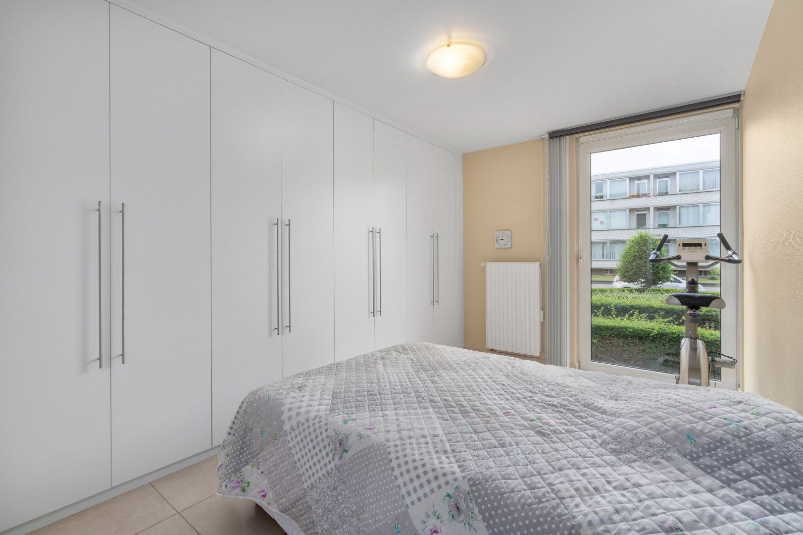 UITZONDERLIJK APPARTEMENT MET 2 SLAAPKAMERS EN GARAGE foto 7