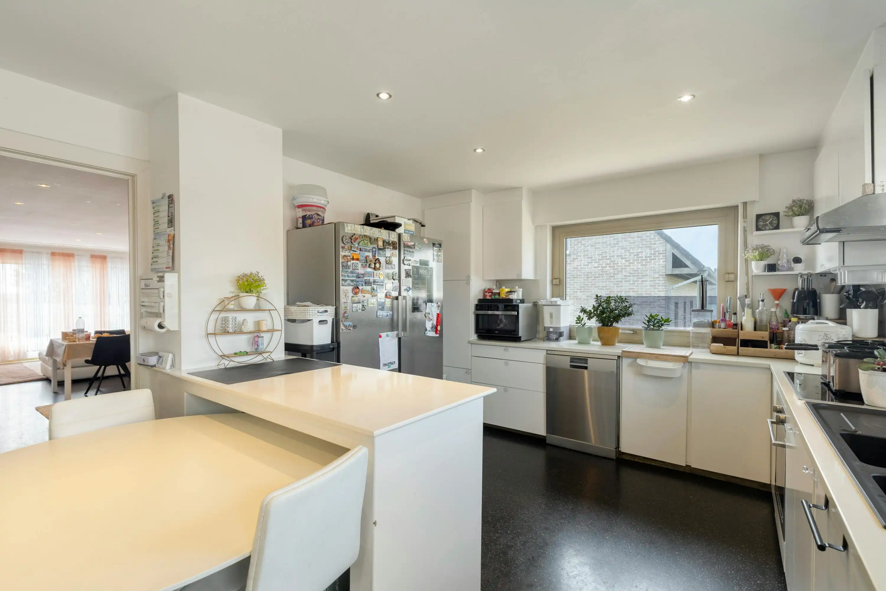 Ruime woning in bungalowstijl te koop in Aartrijke foto 8