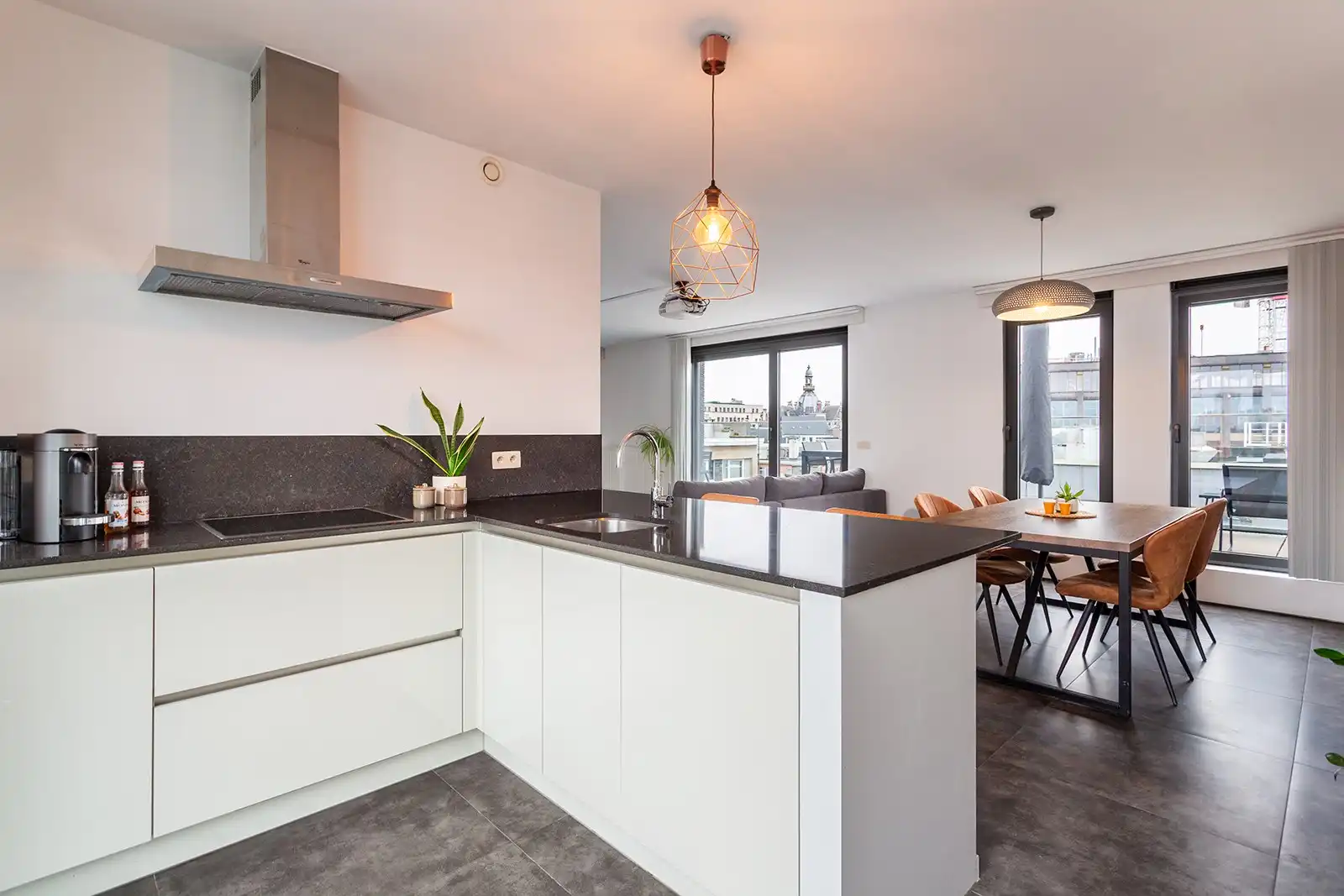 Penthouse met ruime terrassen en prachtige zichten!  foto 8