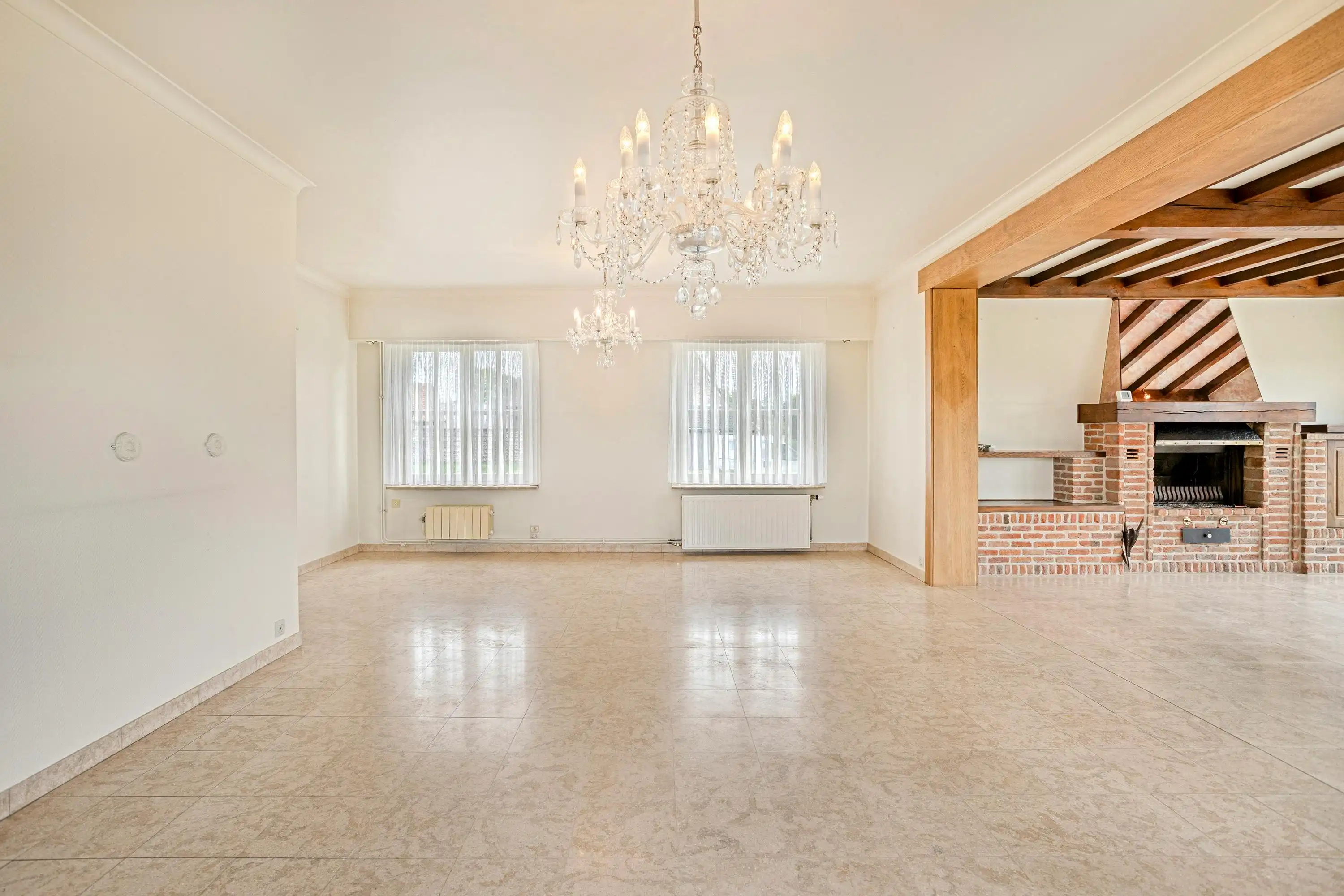 Huis met 3 slaapkamers op 2.287 m² grond te koop in Ursel!  foto 4