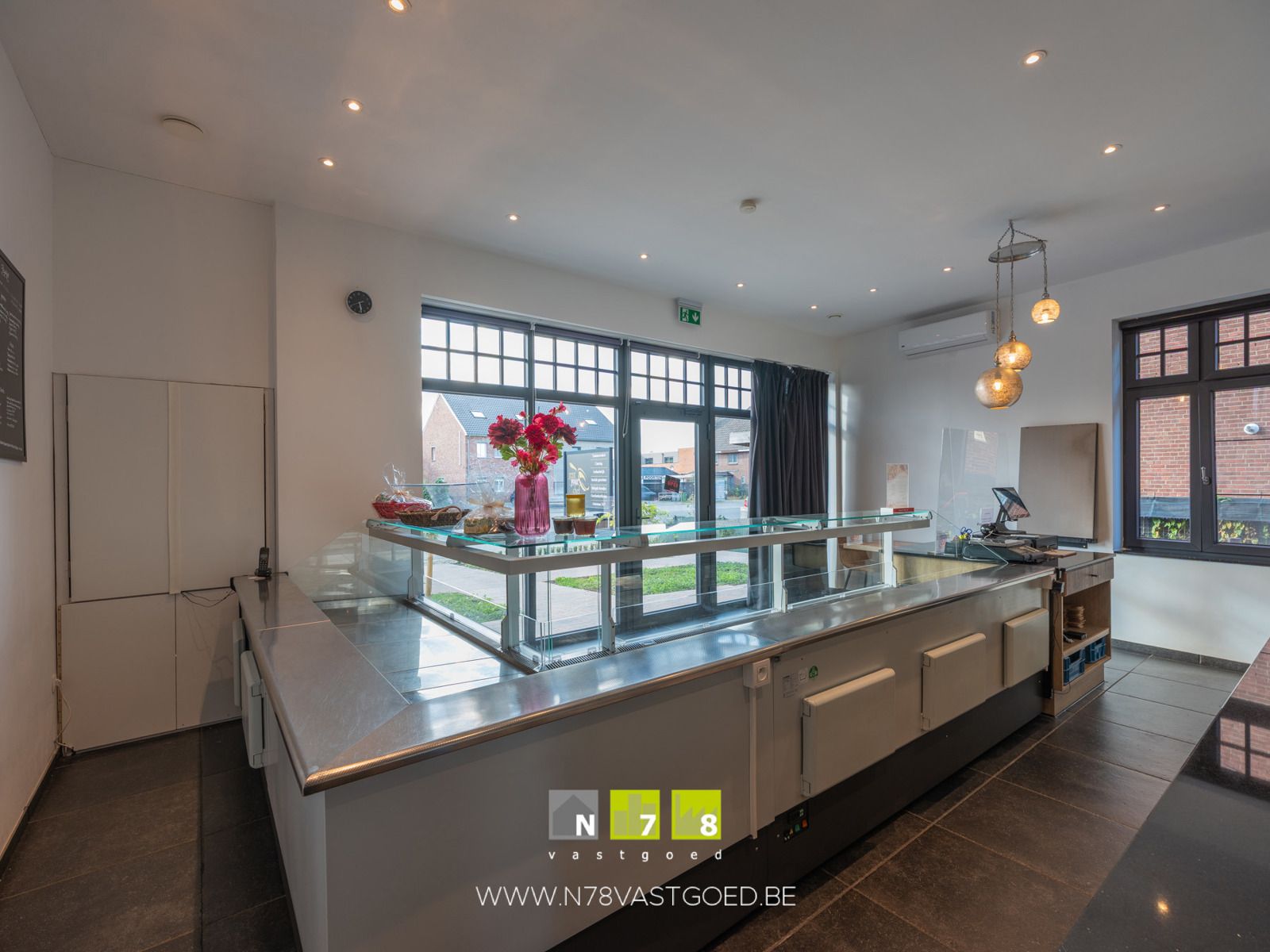 Gebouw te koop foto 3