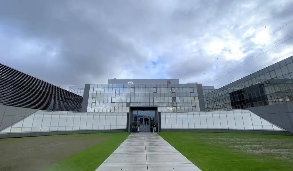 Kantoren te huur in West Port aan E34 in Zwijndrecht foto 2