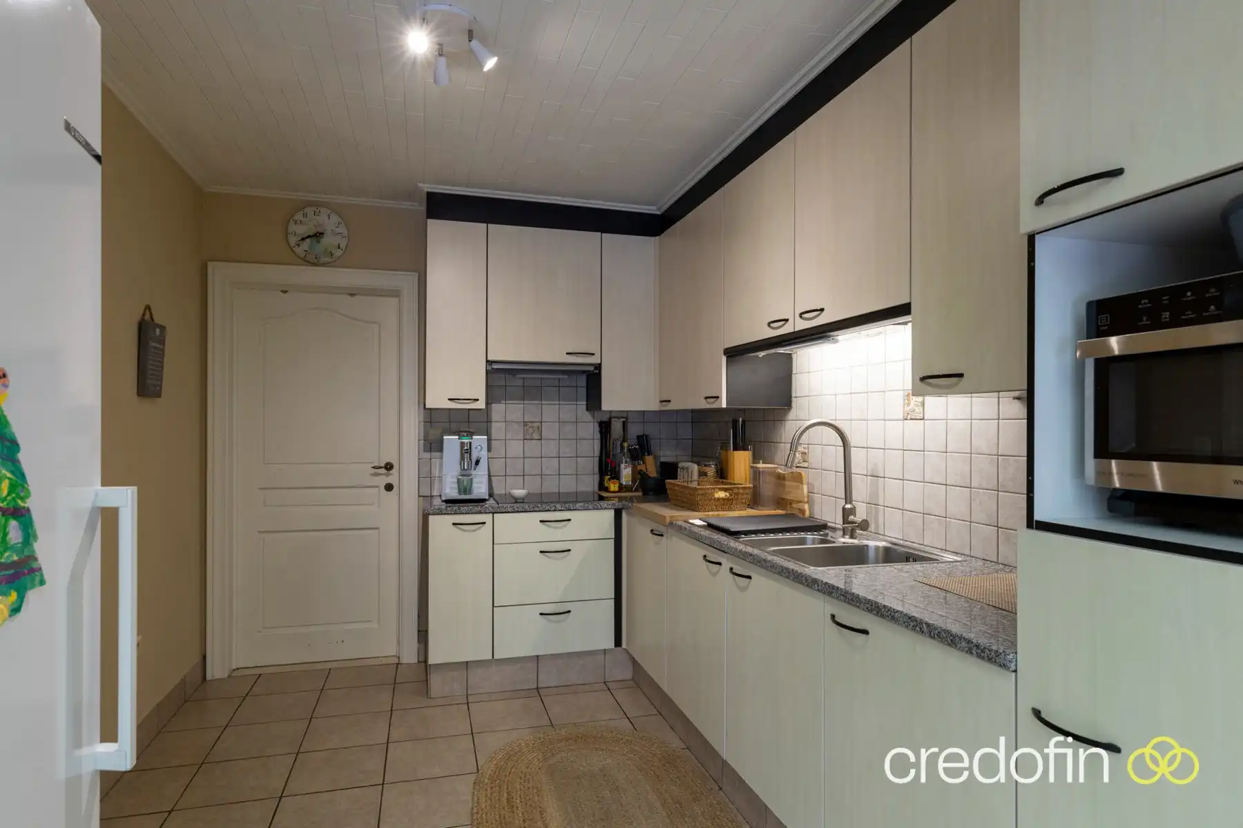 Goed gelegen rijwoning in centrum Zomergem (Lievegem) foto 4