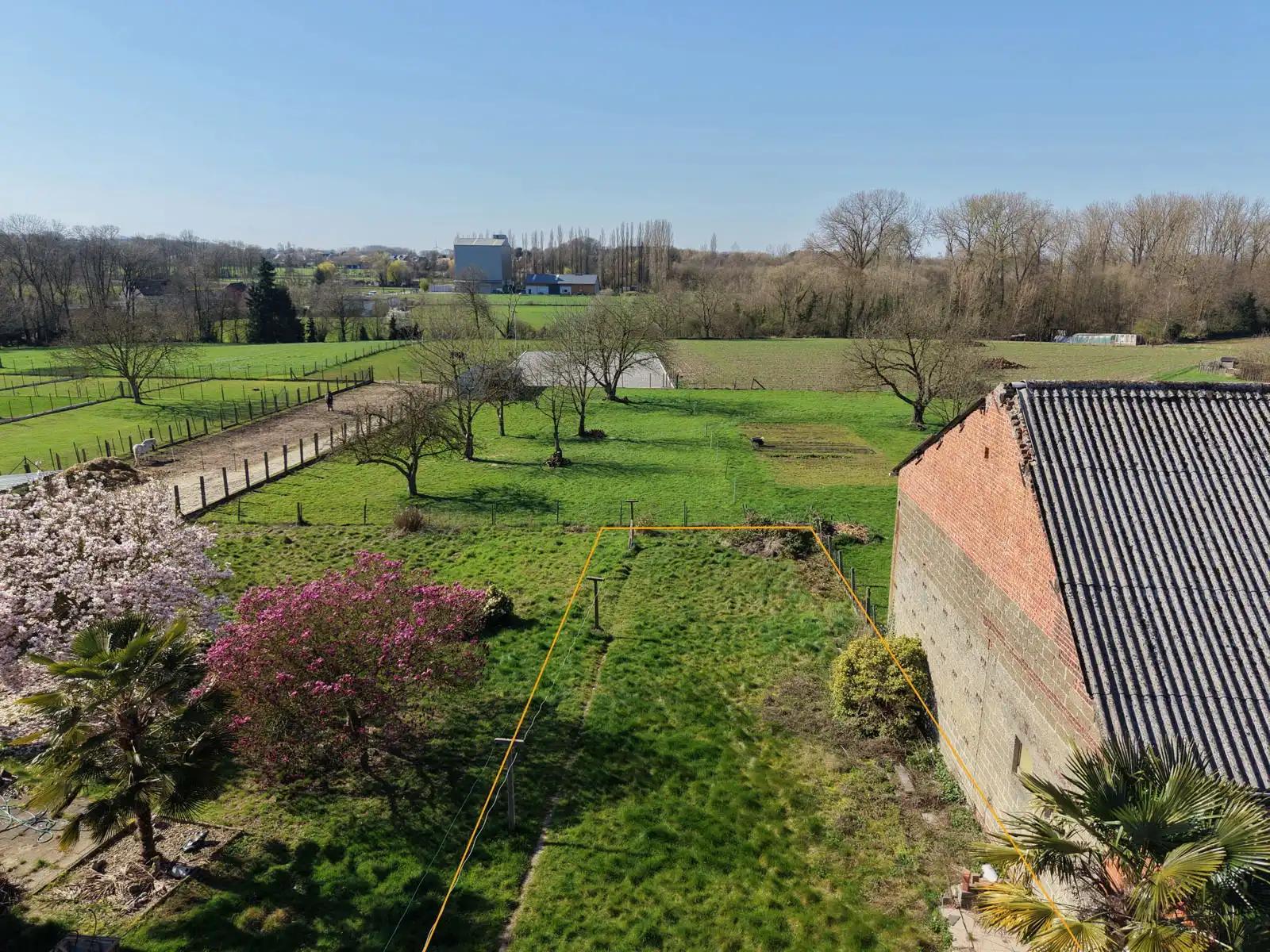 Te renoveren open bebouwing met prachtig uitzicht in Meldert foto 3
