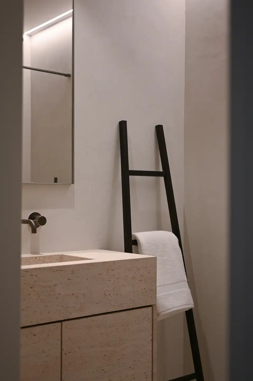 Luxueus gerenoveerd appartement op topligging in Knokke foto 27