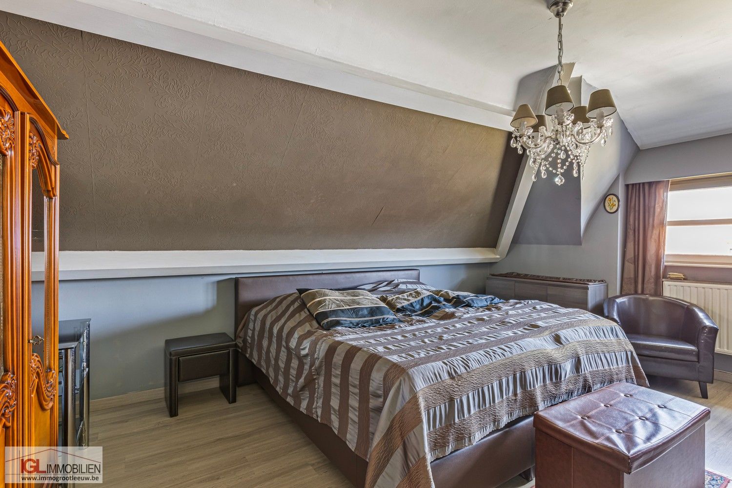 Uitzonderlijke woning met 4 slaapkamers en zwembad foto 16