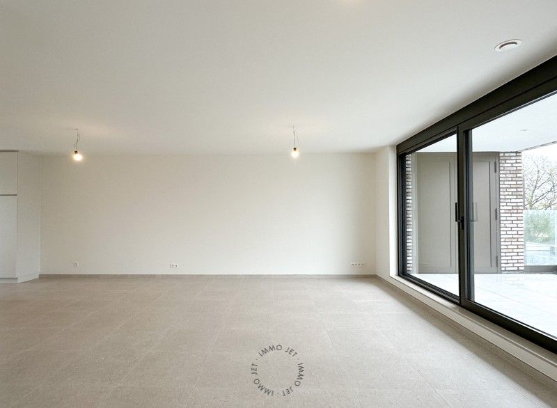 Prachtig gelegen nieuwbouw duplexappartement met drie slaapkamers, groot terras en autostaanplaats foto 10